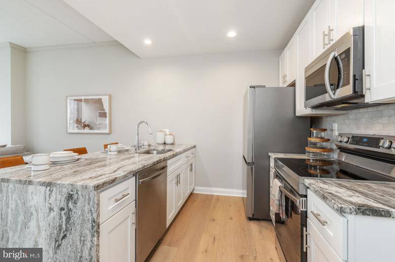 Philadelphia, PA 19103,139-59 N 23RD ST #404