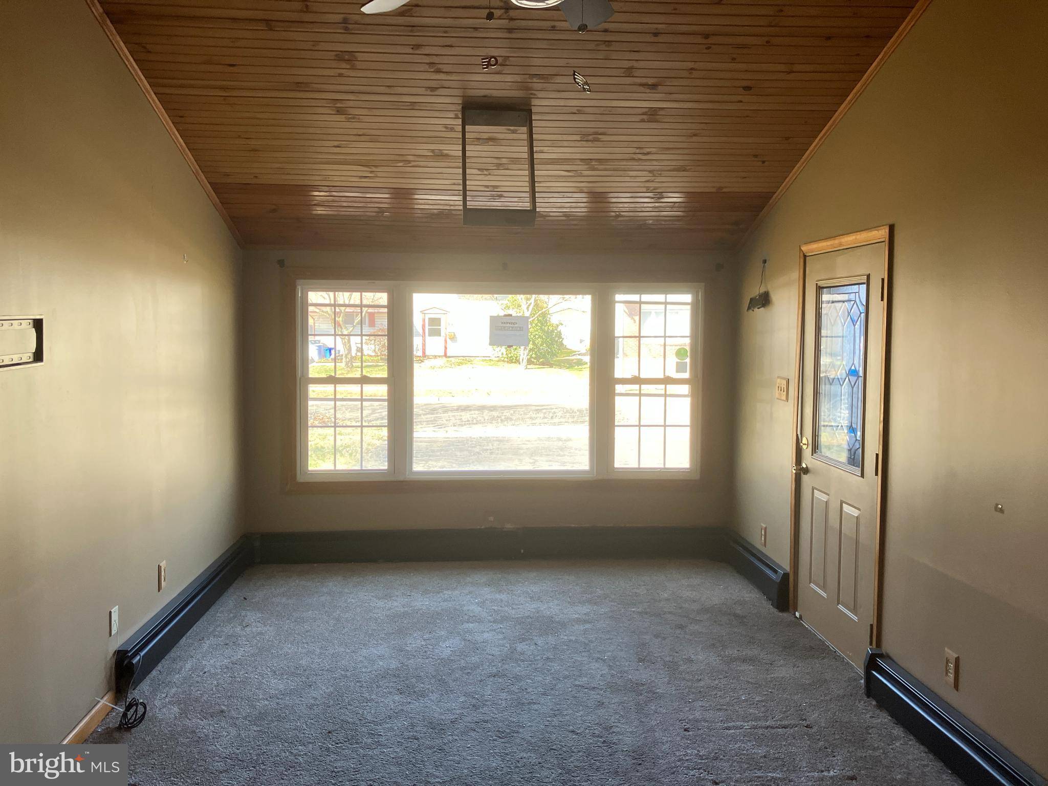 Levittown, PA 19054,18 NEWBERRY LN