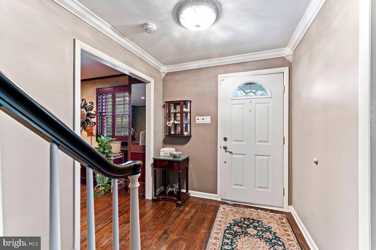 Elkins Park, PA 19027,706 SURAL LN