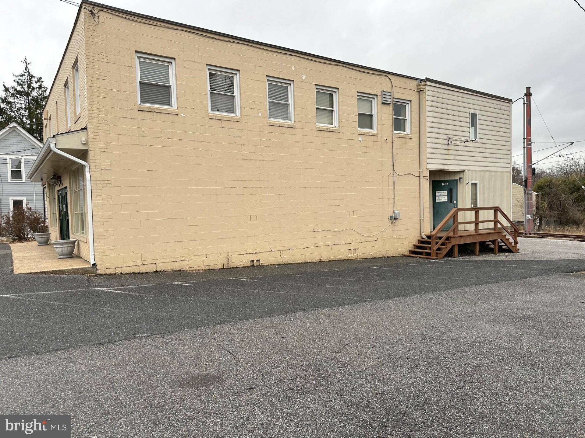 Lutherville Timonium, MD 21093,1432 & 1430 FRONT AVE