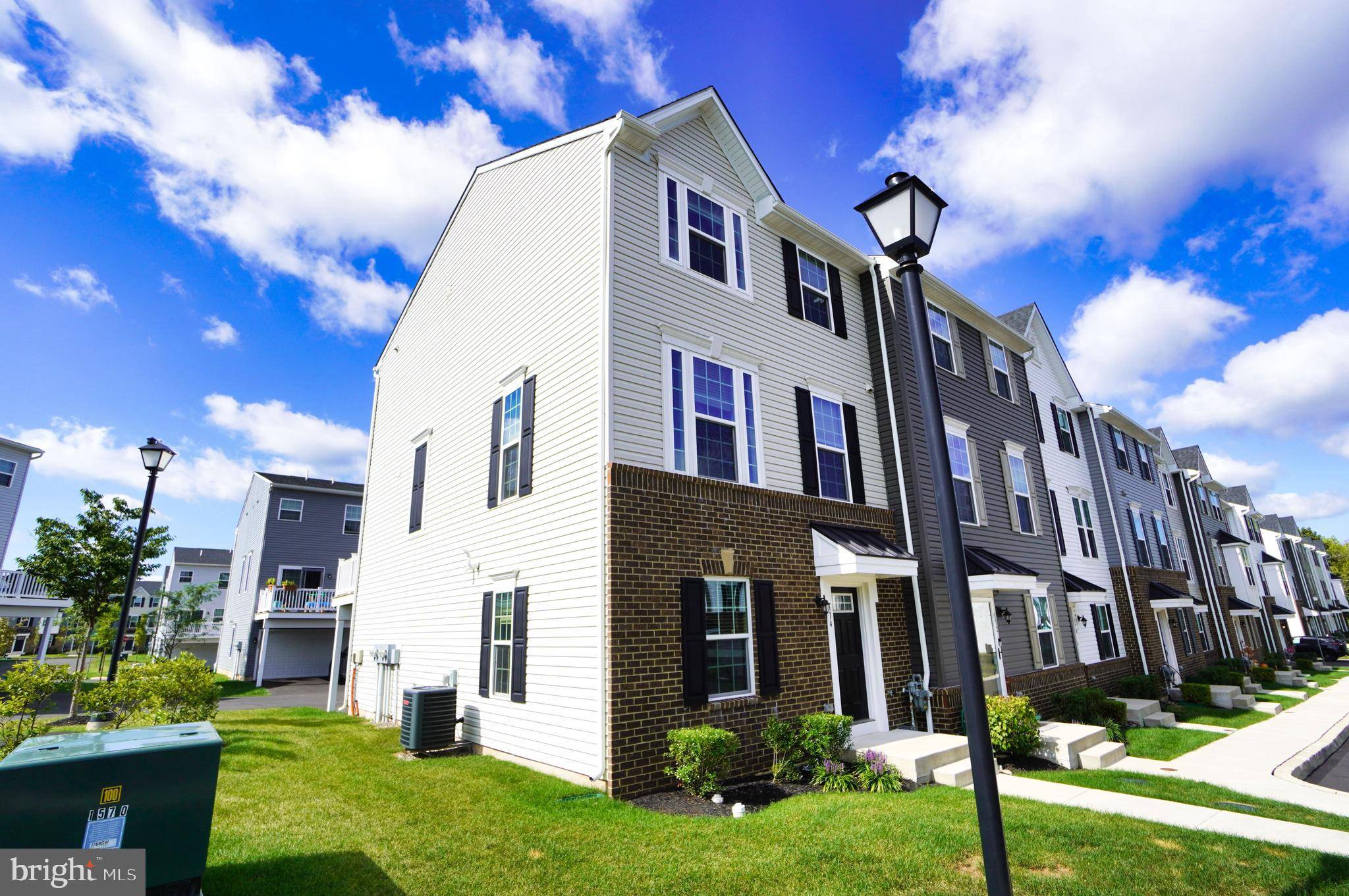 Lansdale, PA 19446,114 ALMOND DR