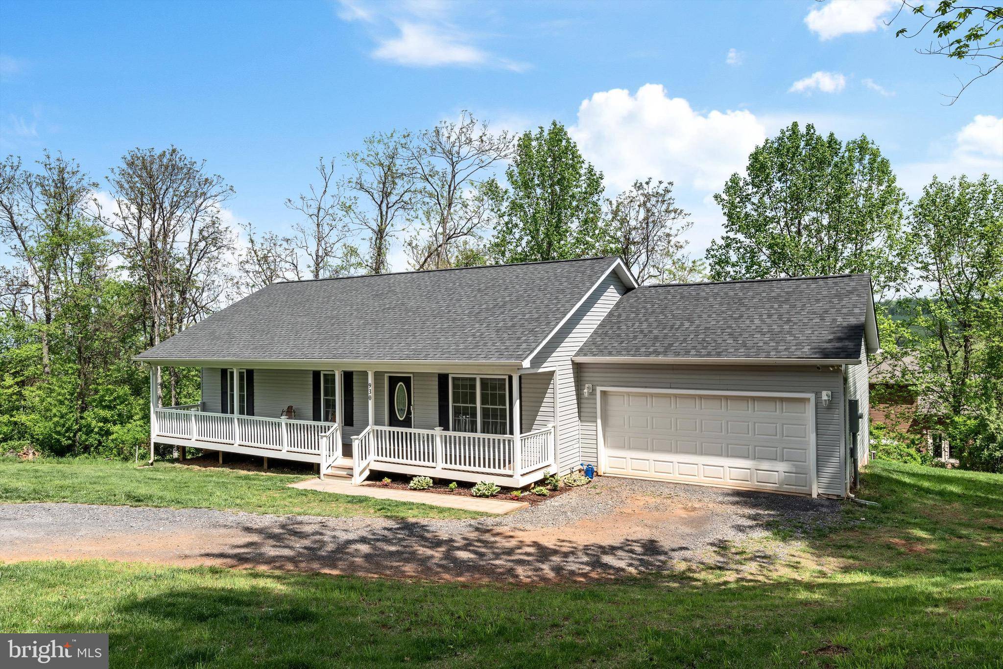 Front Royal, VA 22630,930 MOUNTAIN HEIGHTS RD