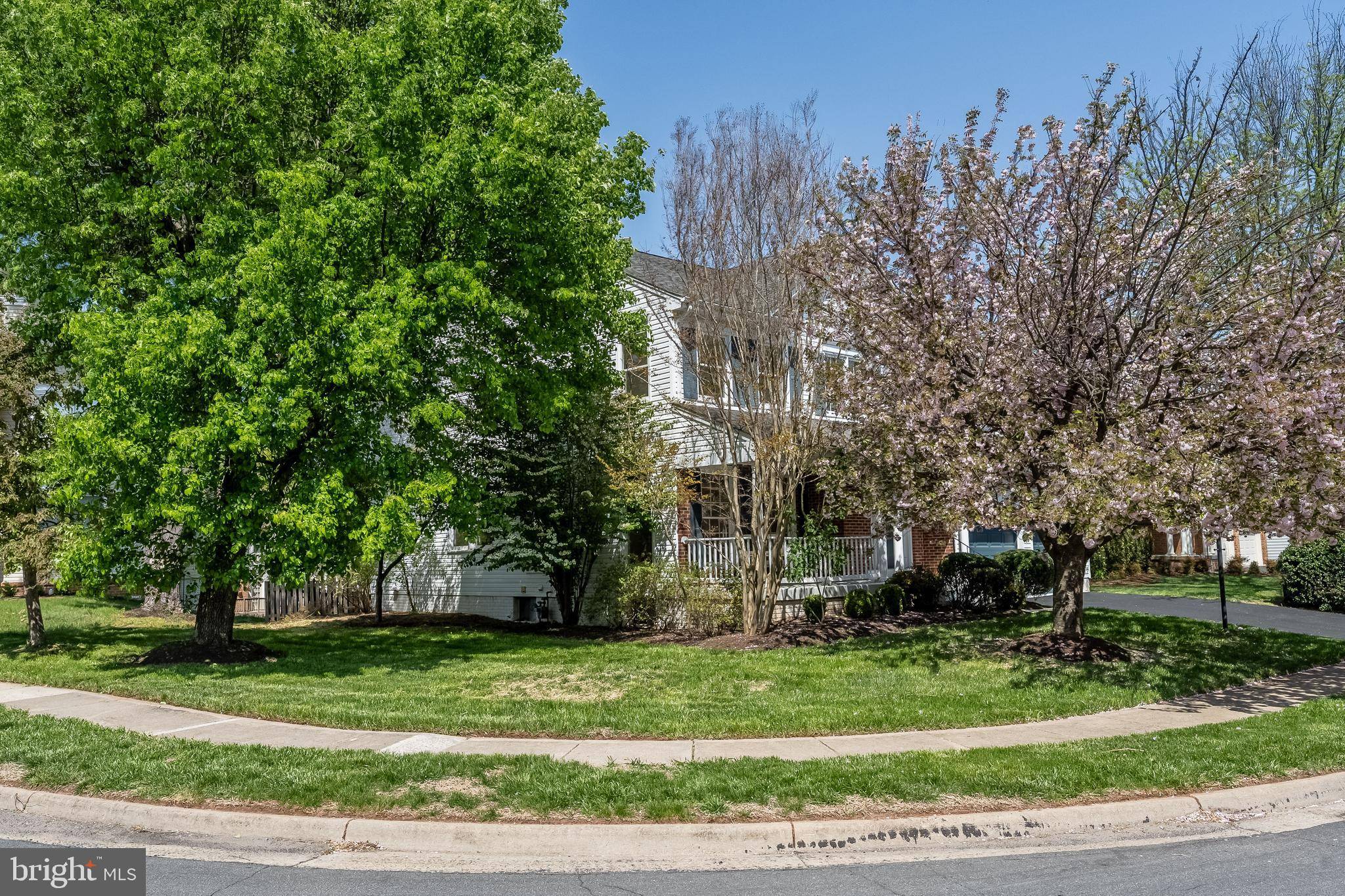 Chantilly, VA 20151,13626 OLD CHATWOOD PL