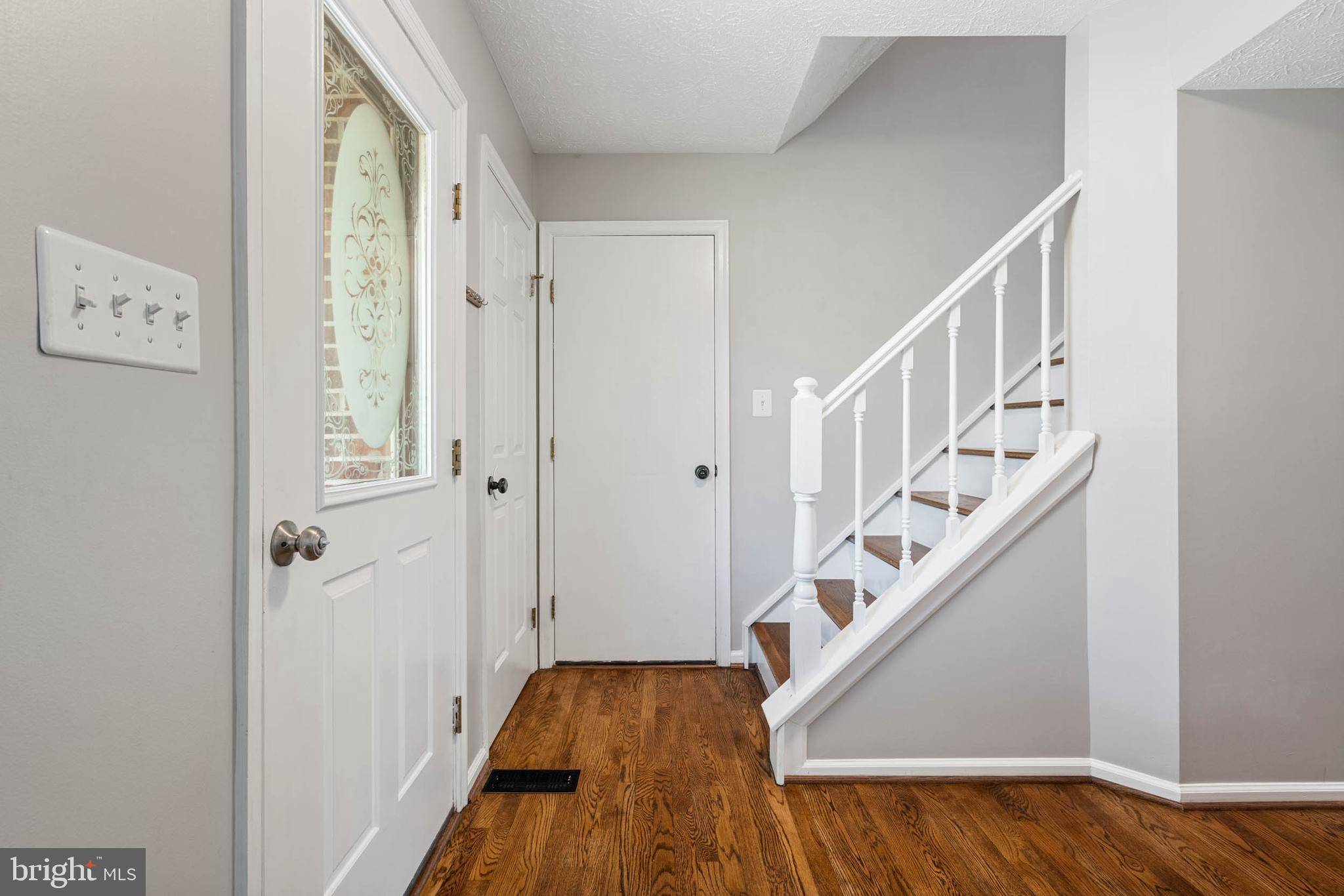 Herndon, VA 20170,1429 FLYNN CT
