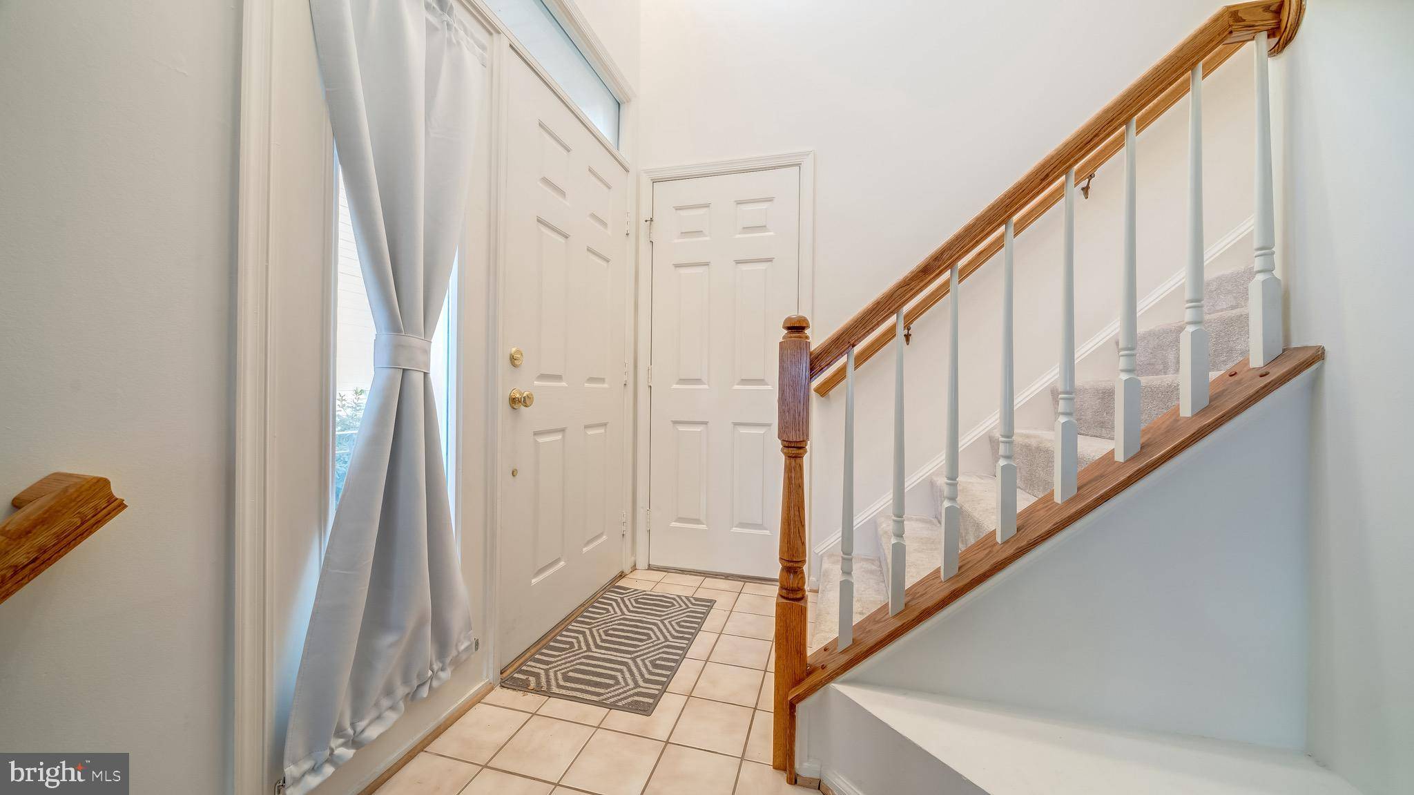 Chantilly, VA 20152,43520 LAIDLOW ST