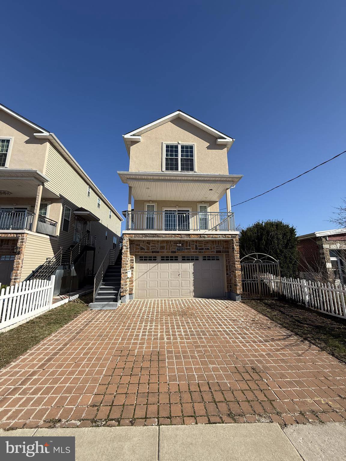 Philadelphia, PA 19111,7723 ALGON AVE