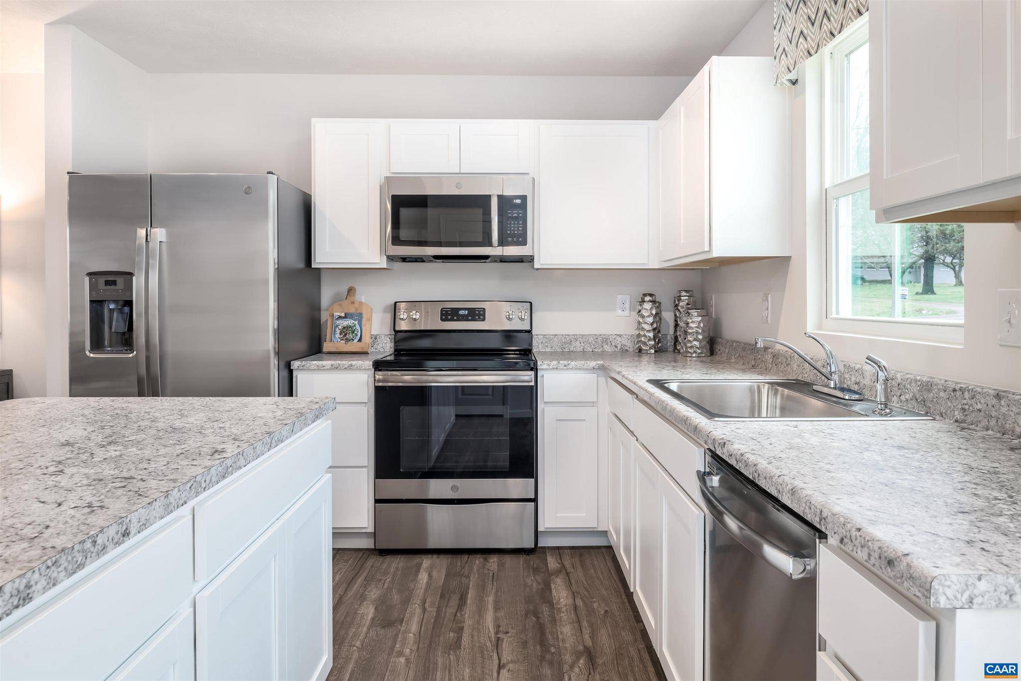 Barboursville, VA 22923,80 GLACIER AVE