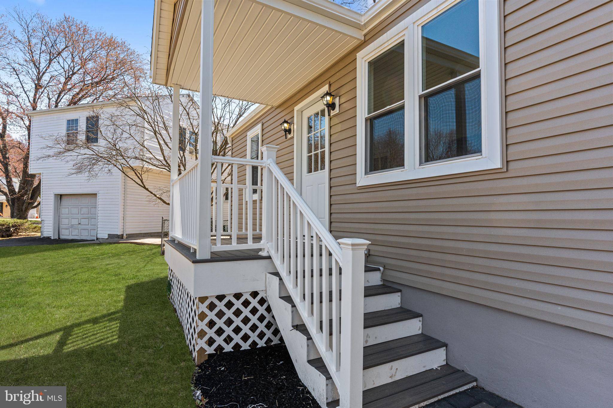 Langhorne, PA 19047,20 OAK AVE