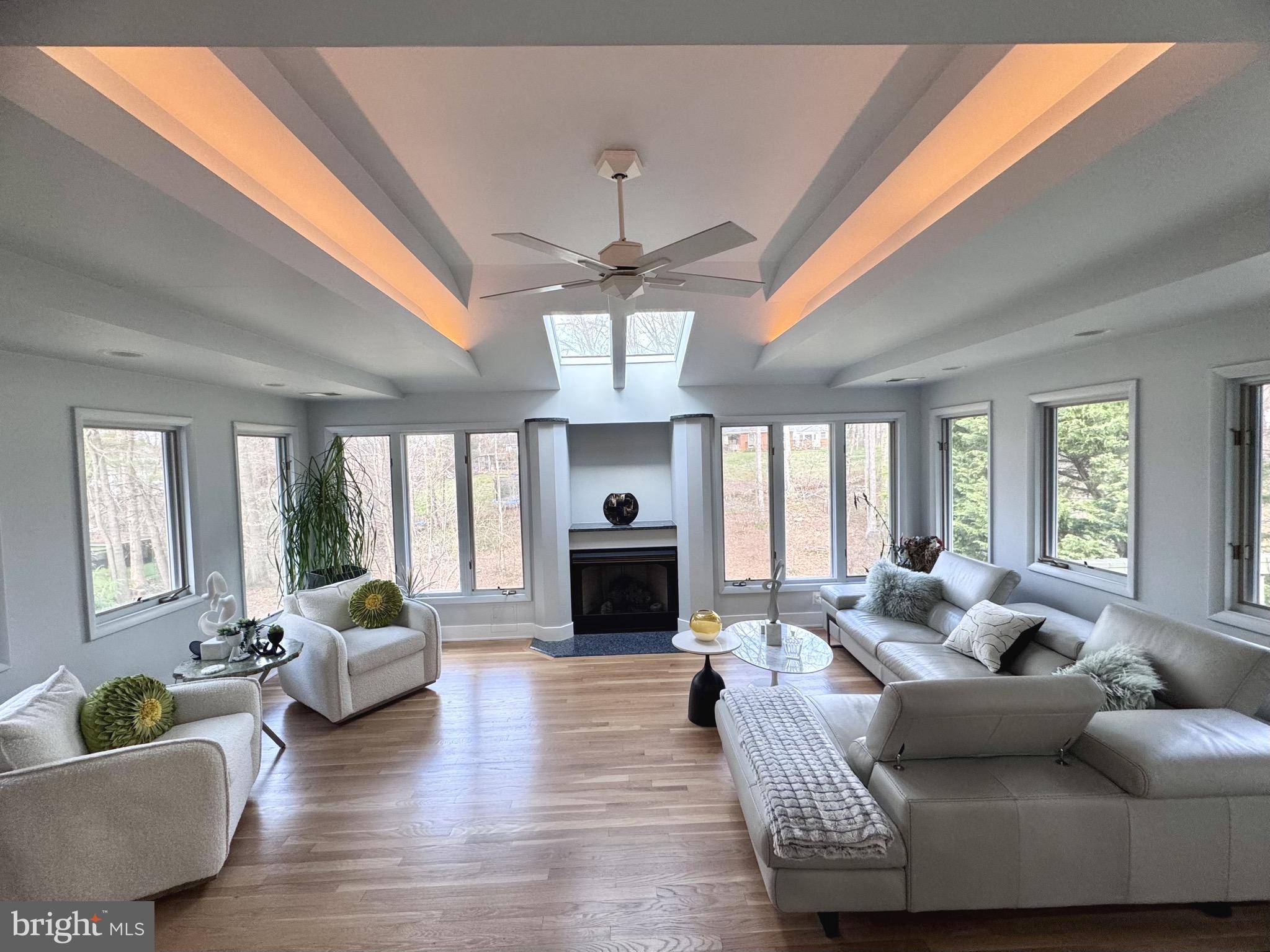 Annandale, VA 22003,4508 STARR JORDAN DR