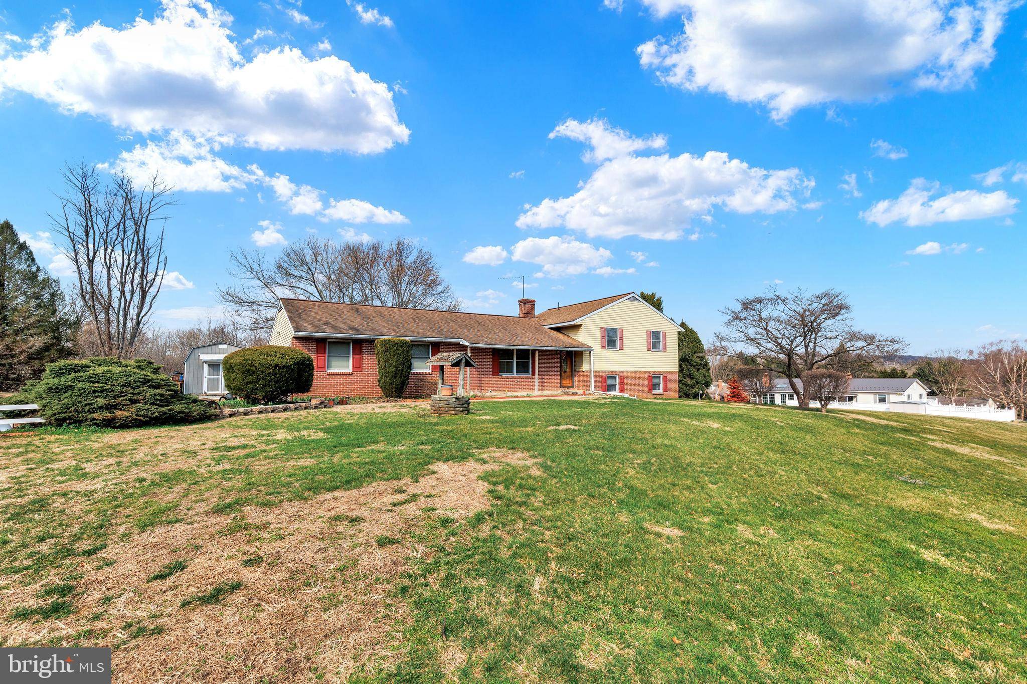 Willow Street, PA 17584,41 APACHE LN