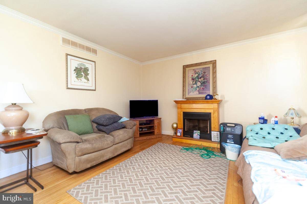 Blackwood, NJ 08012,424 GRAND AVE