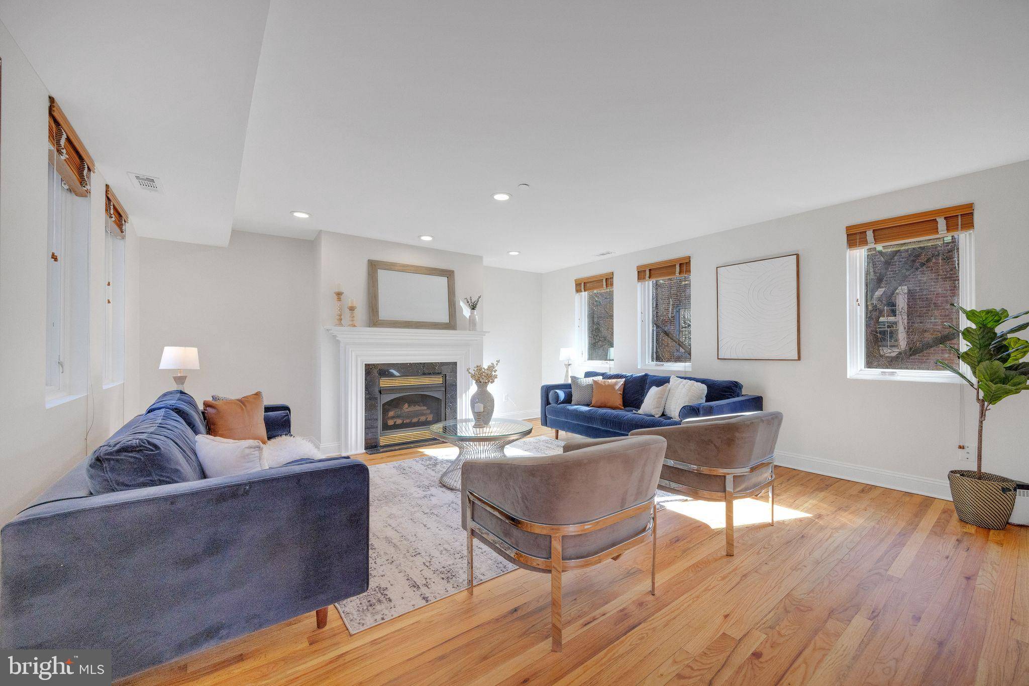Philadelphia, PA 19107,1109 MANNING ST
