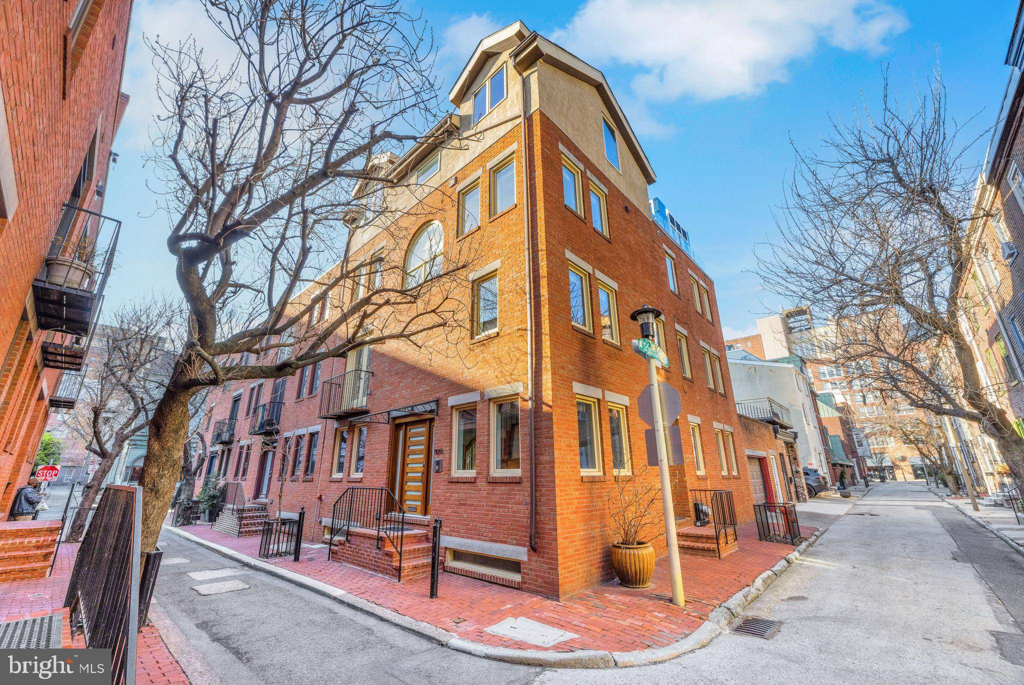 Philadelphia, PA 19107,1109 MANNING ST