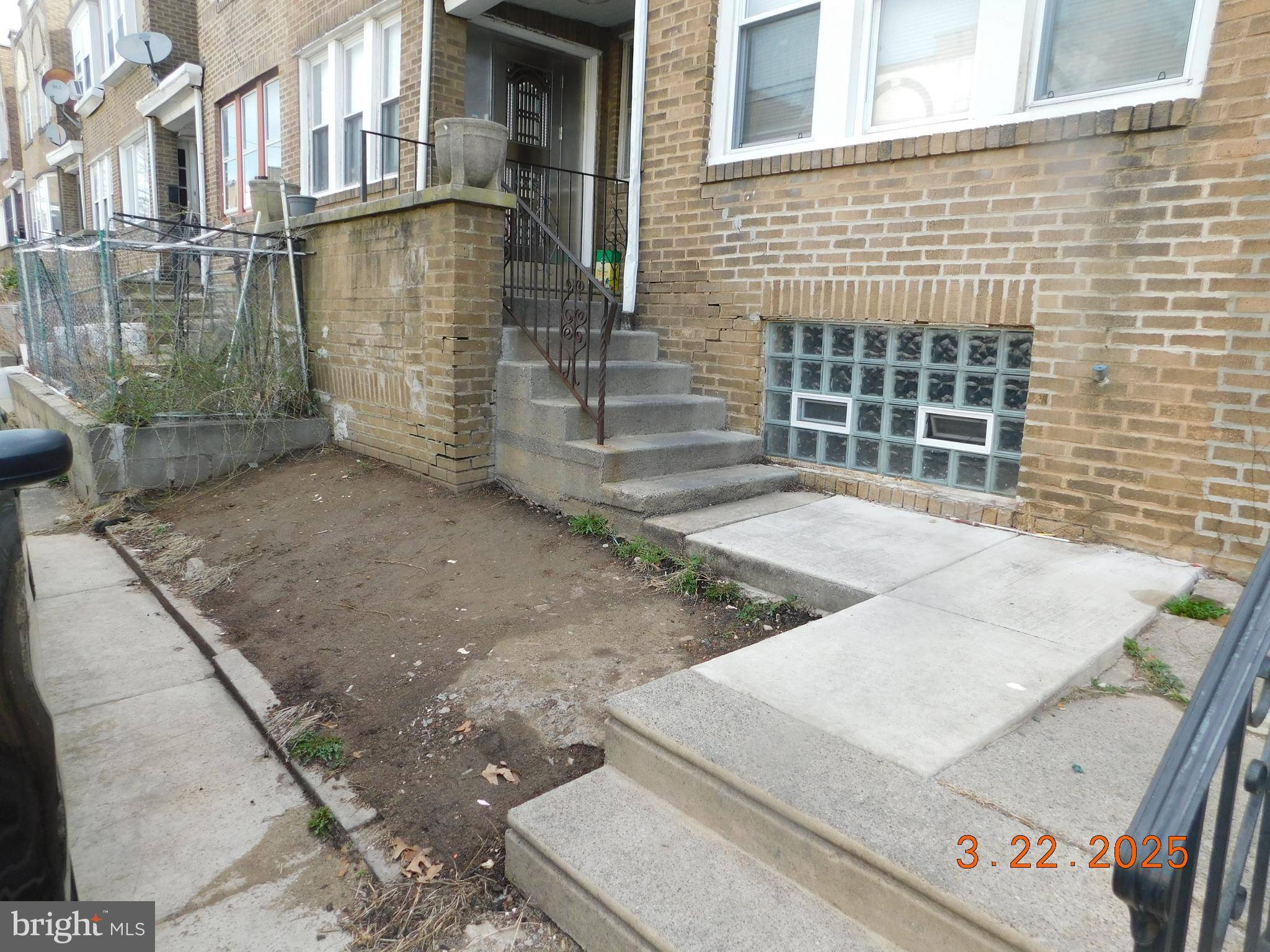 Philadelphia, PA 19120,5931 N LAWRENCE ST