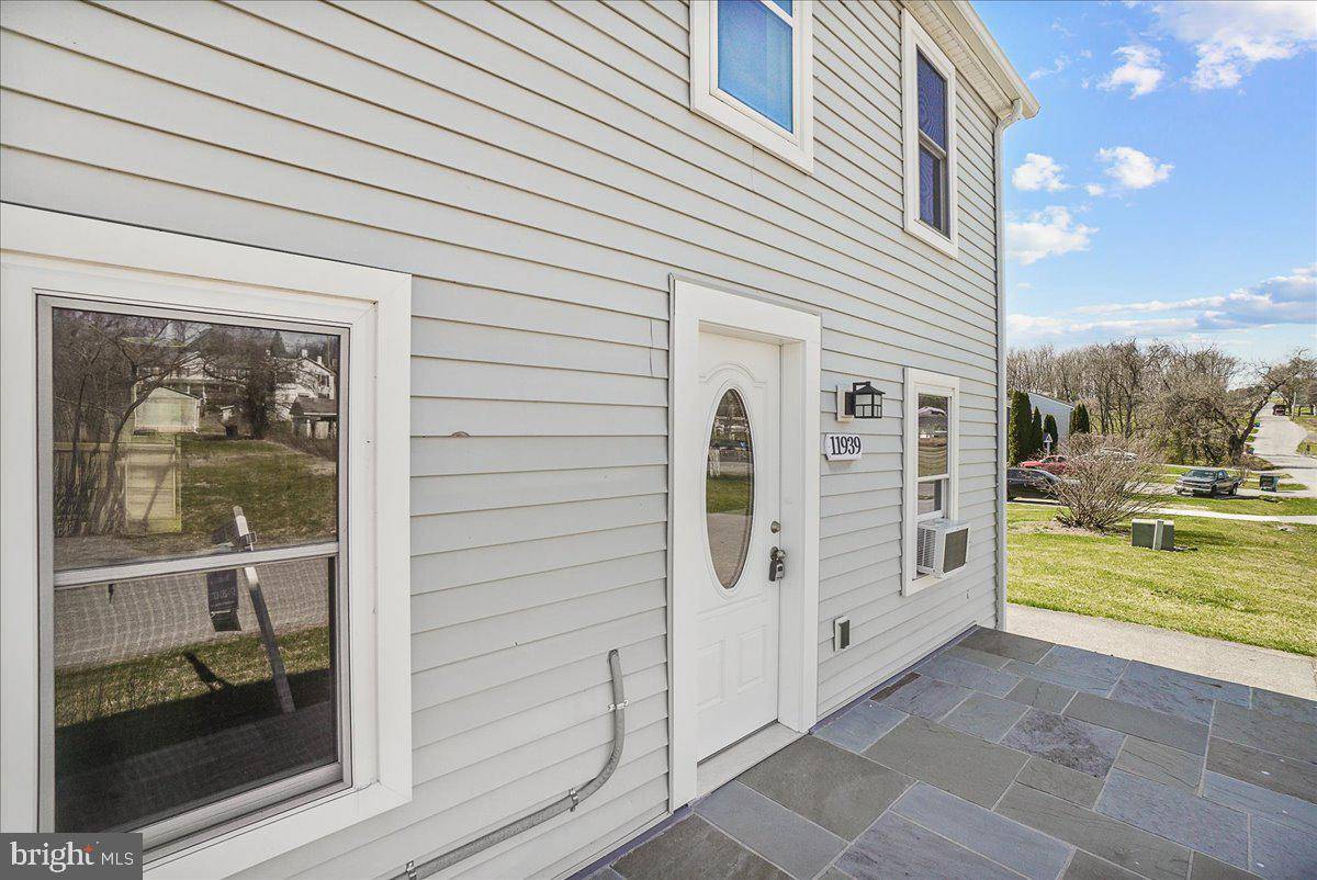 Libertytown, MD 21762,11939 SOUTH ST