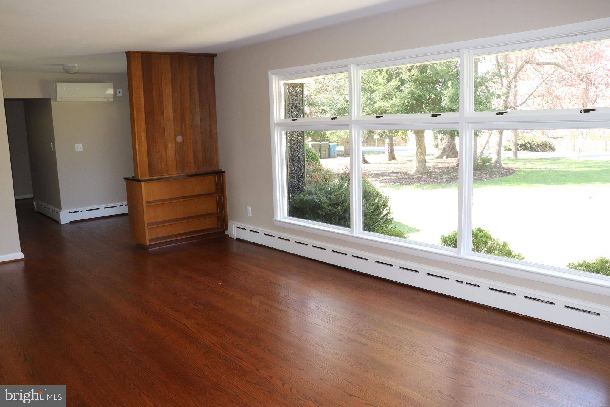 Vienna, VA 22180,2831 CEDAR LN