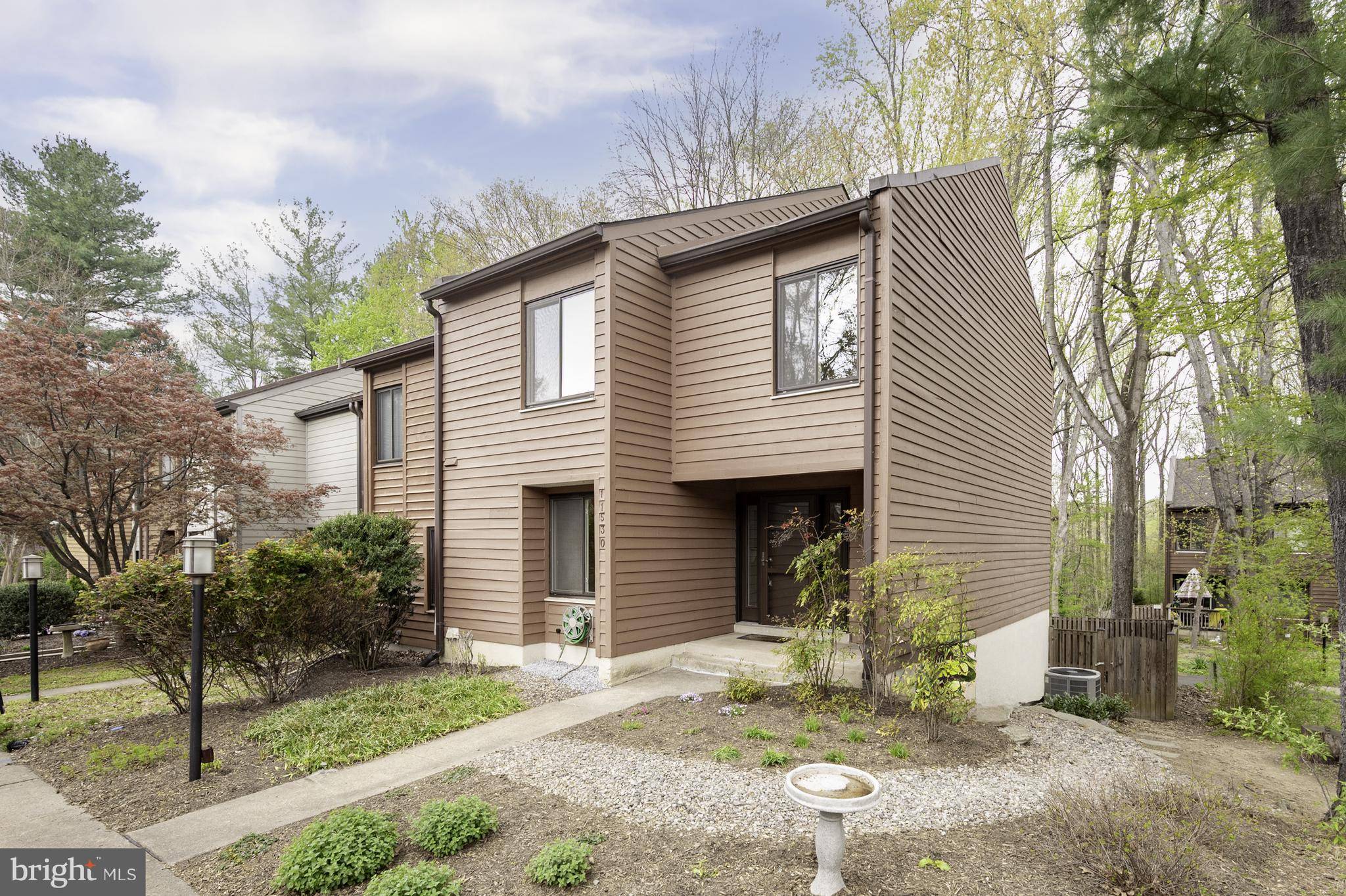 Reston, VA 20191,11530 HEARTHSTONE CT