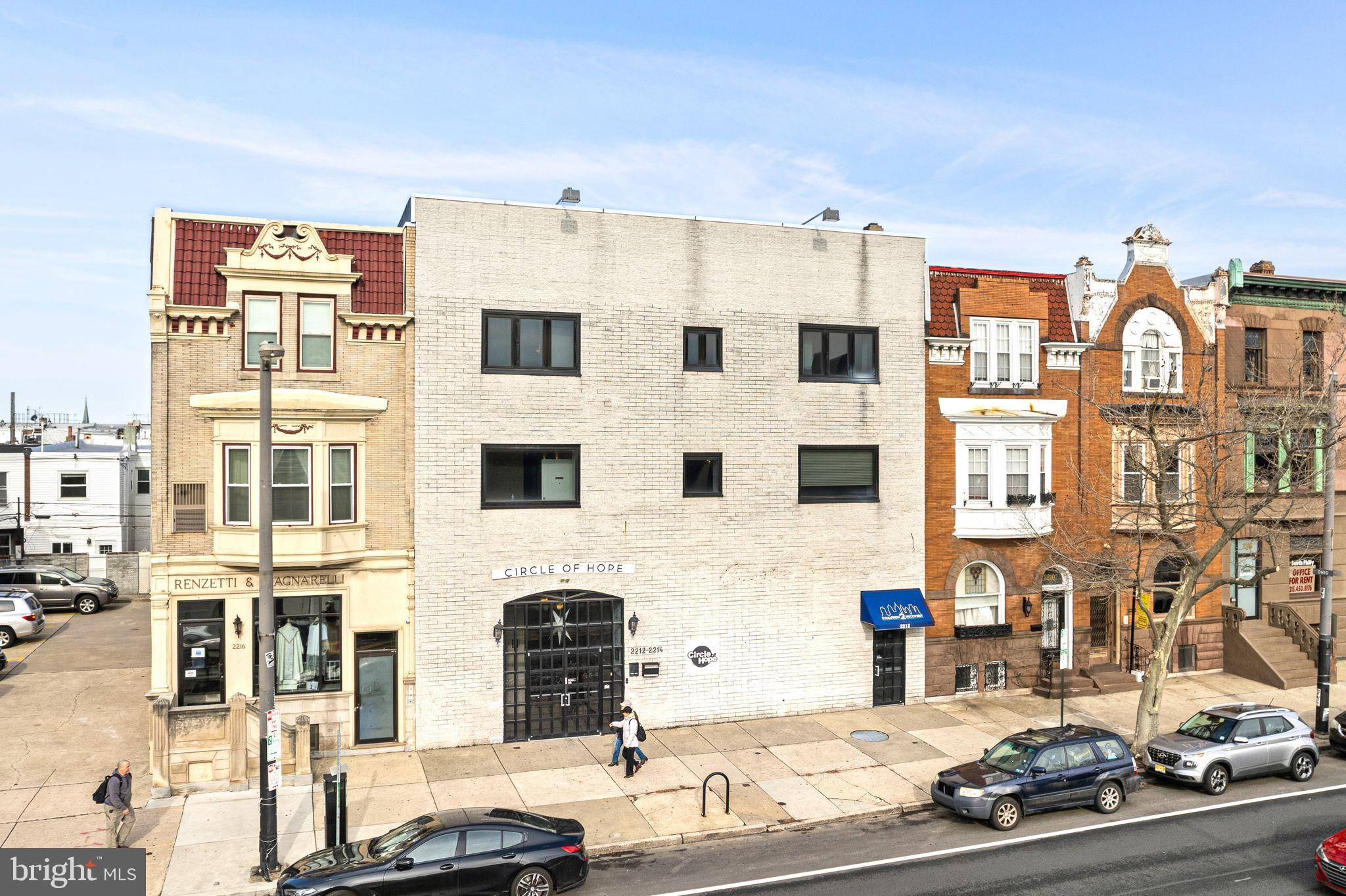 Philadelphia, PA 19145,2212 S BROAD ST