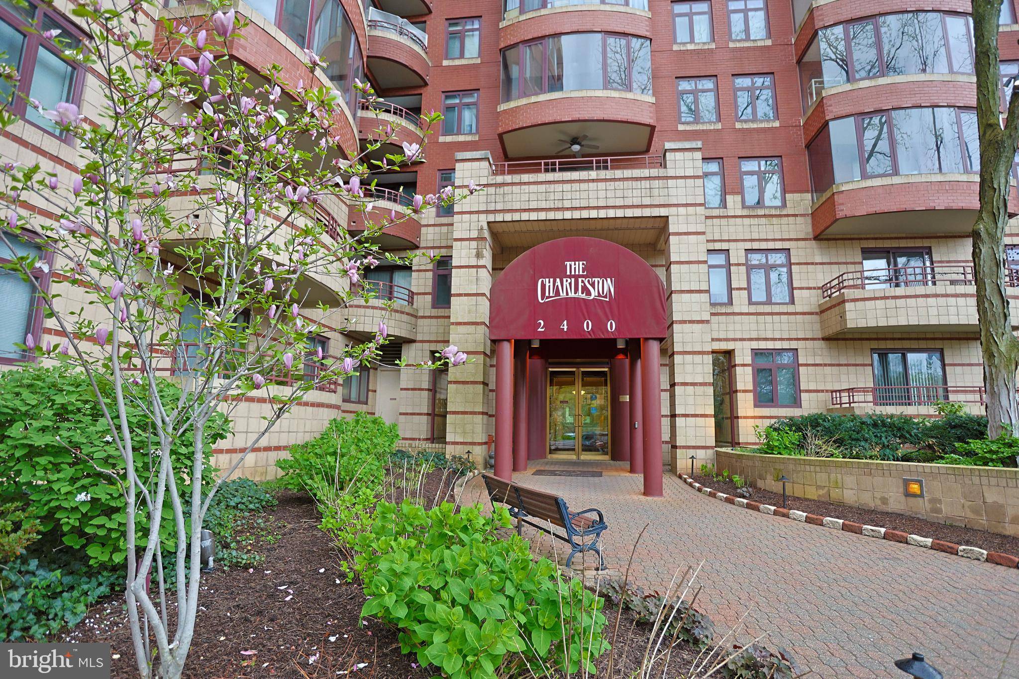 Arlington, VA 22201,2400 CLARENDON BLVD #205