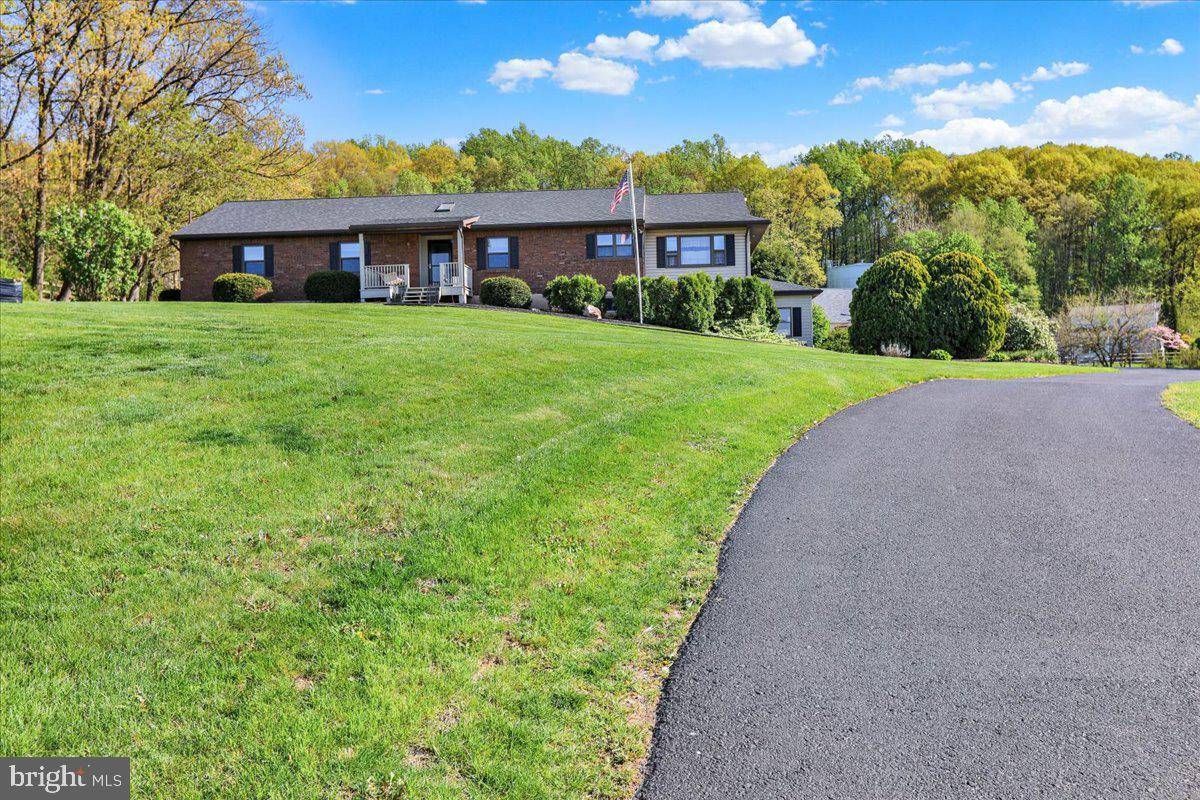Blandon, PA 19510,314 SYCAMORE LN