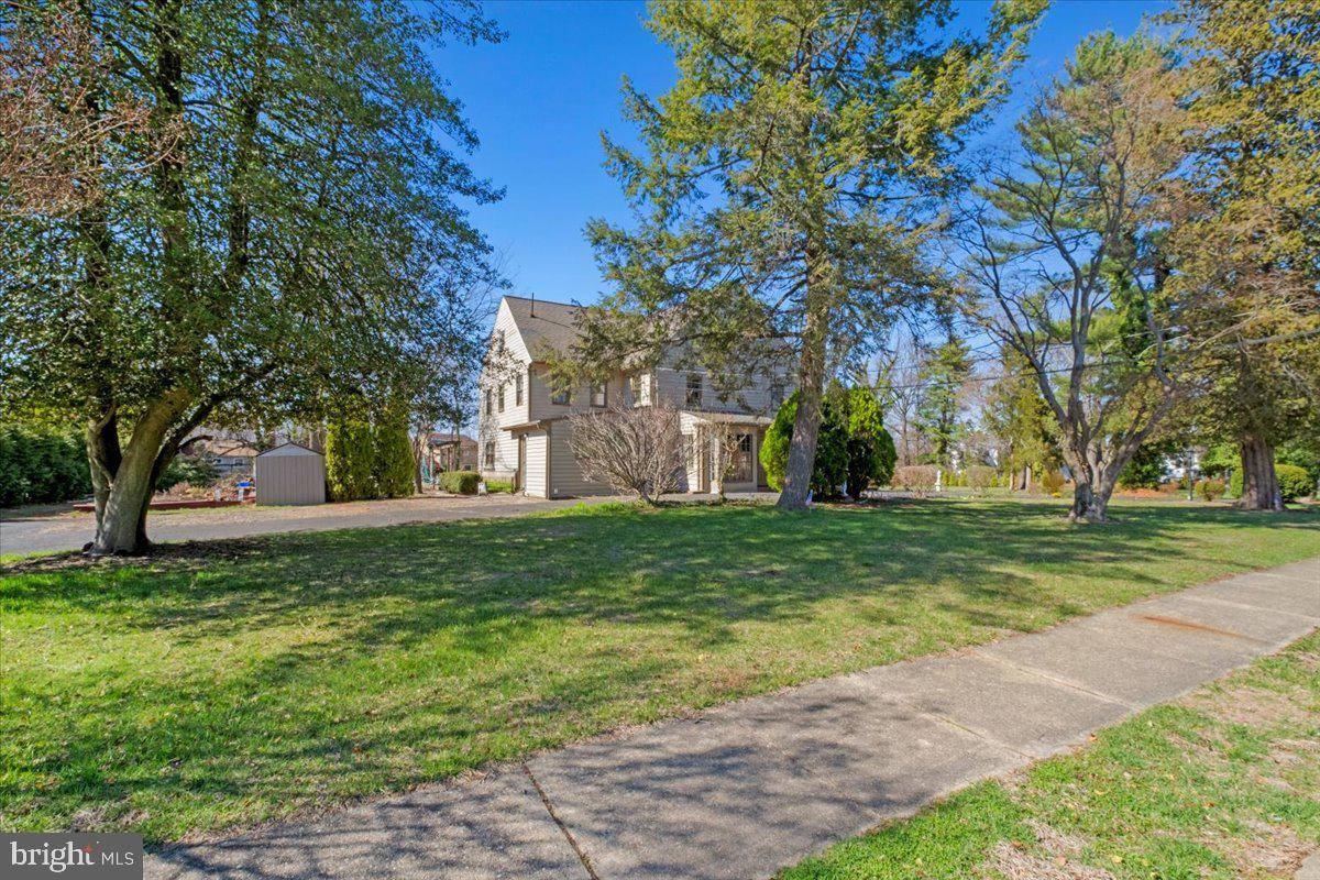 Marlton, NJ 08053,42 S LOCUST AVE