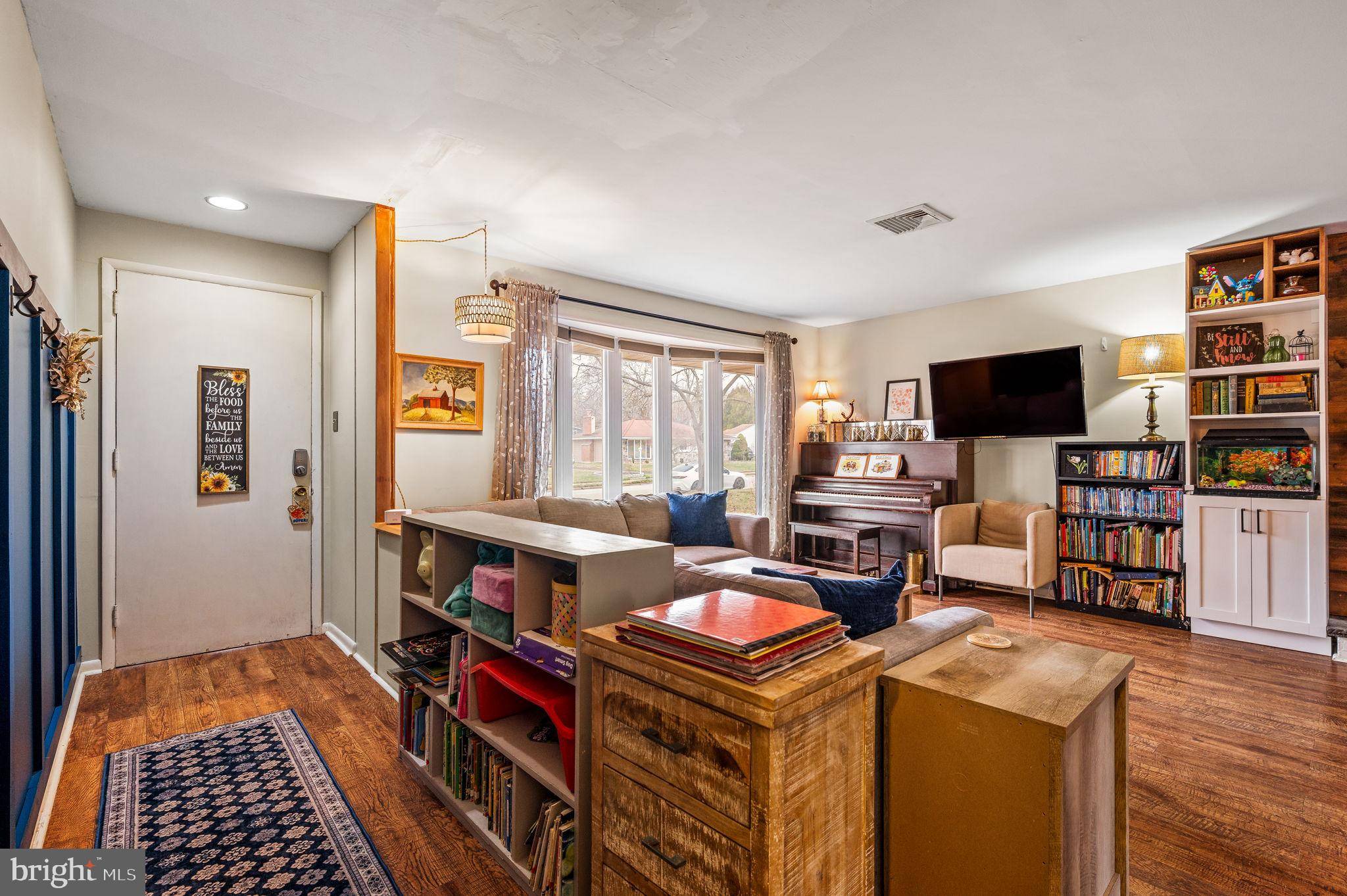 Glenside, PA 19038,304 GLENWAY RD