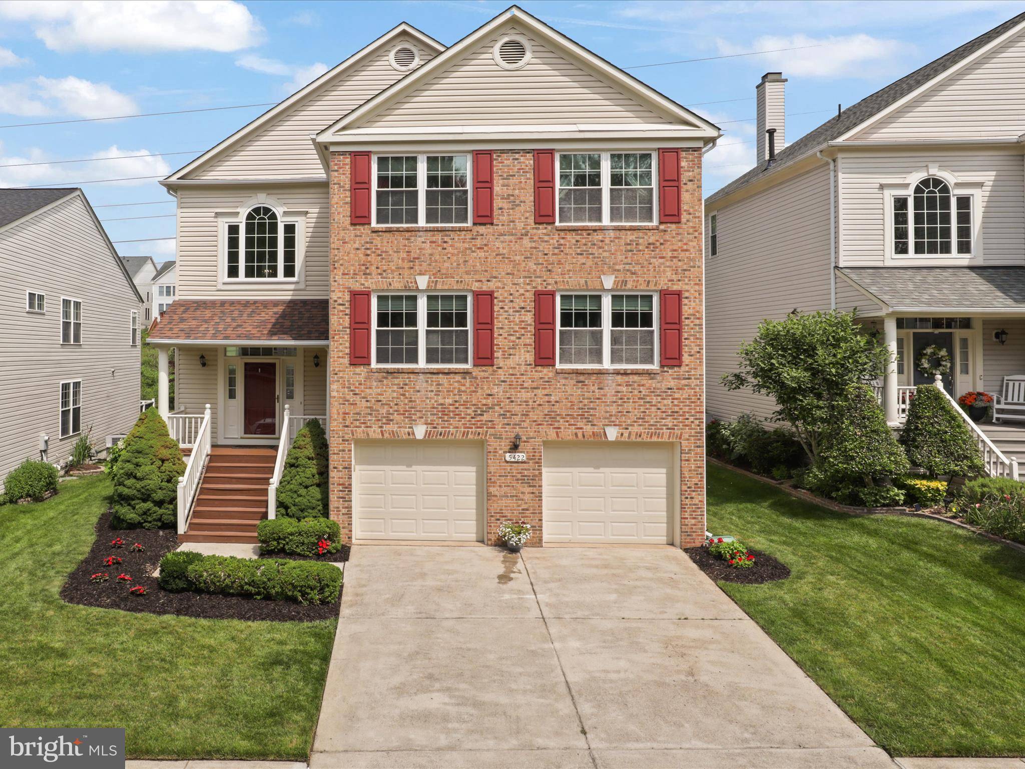 Alexandria, VA 22315,5422 CASTLE BAR LN