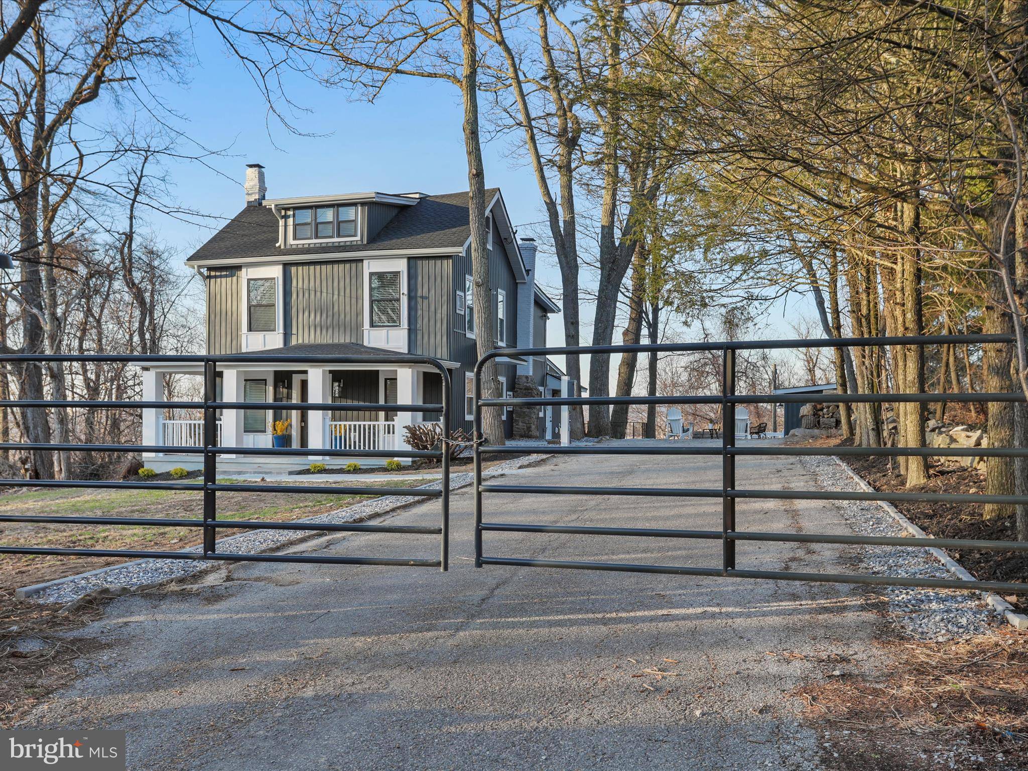 Cascade, MD 21719,24824 PEN MAR RD