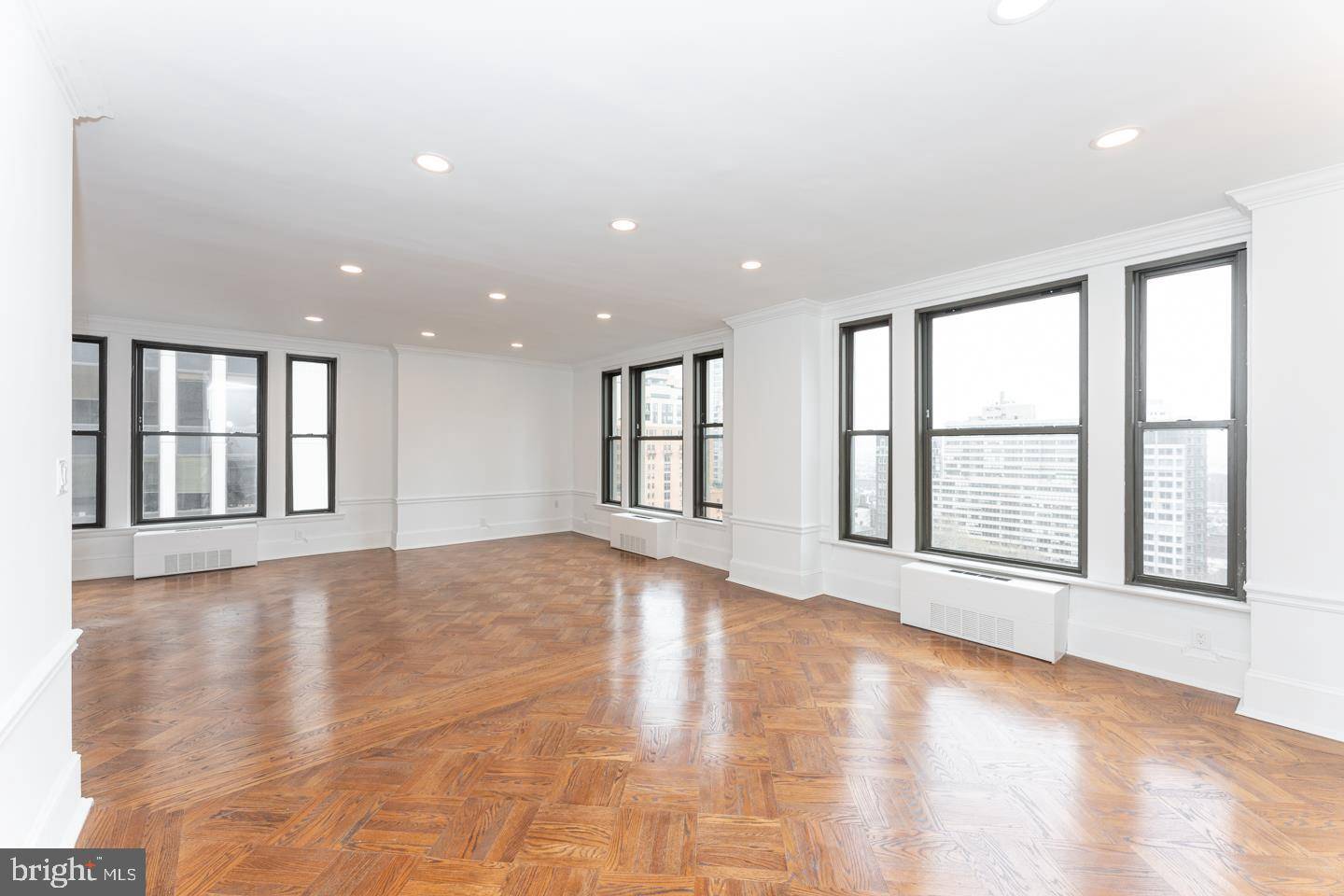 Philadelphia, PA 19103,135 S 19TH ST #1509-10