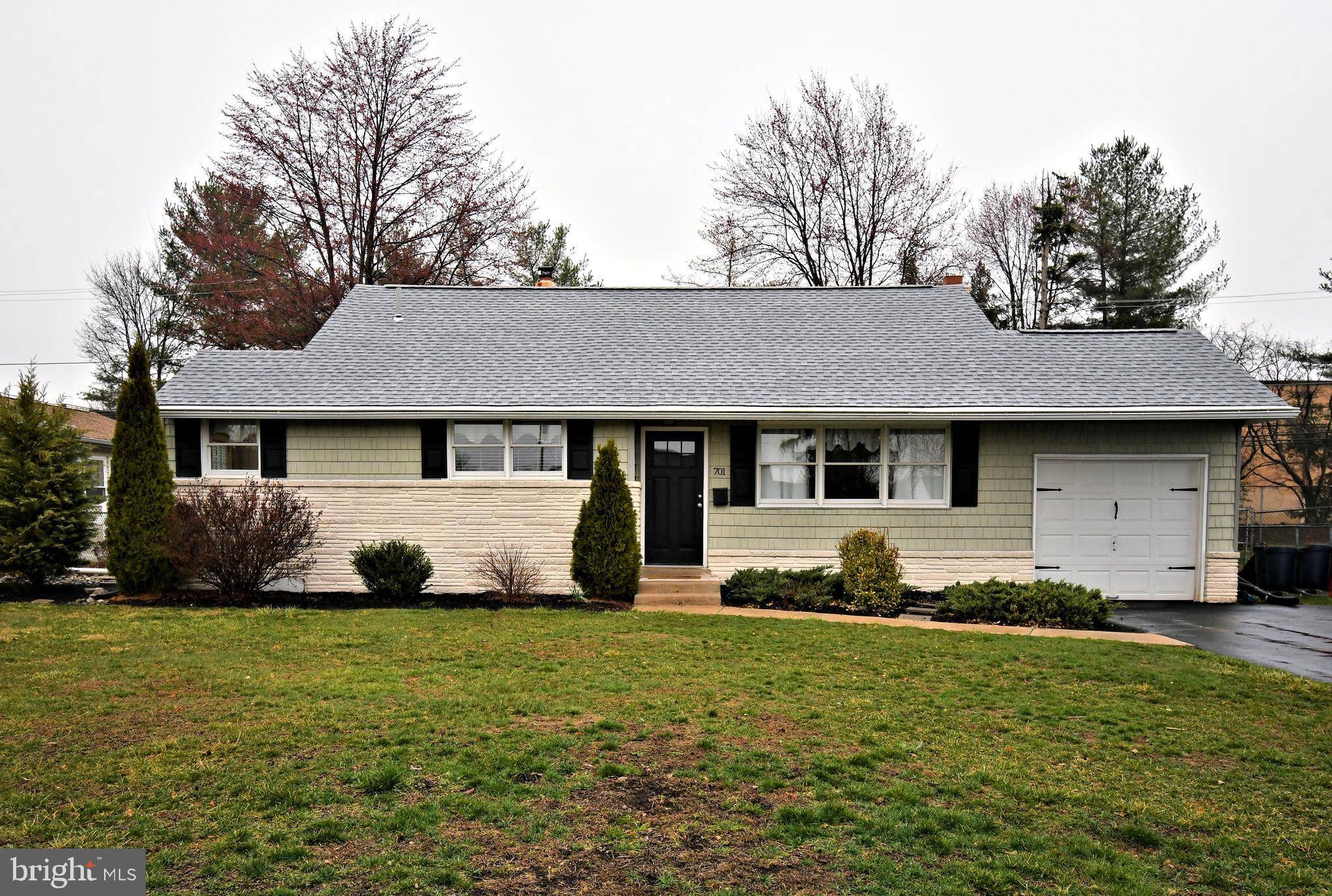 Warminster, PA 18974,701 CYPRESS RD
