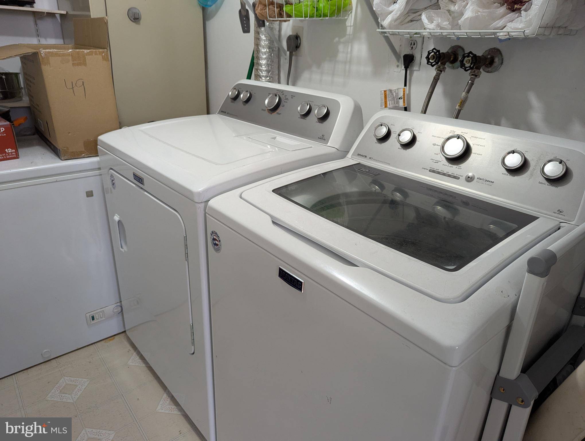 Bensalem, PA 19020,4901 OXFORD CT