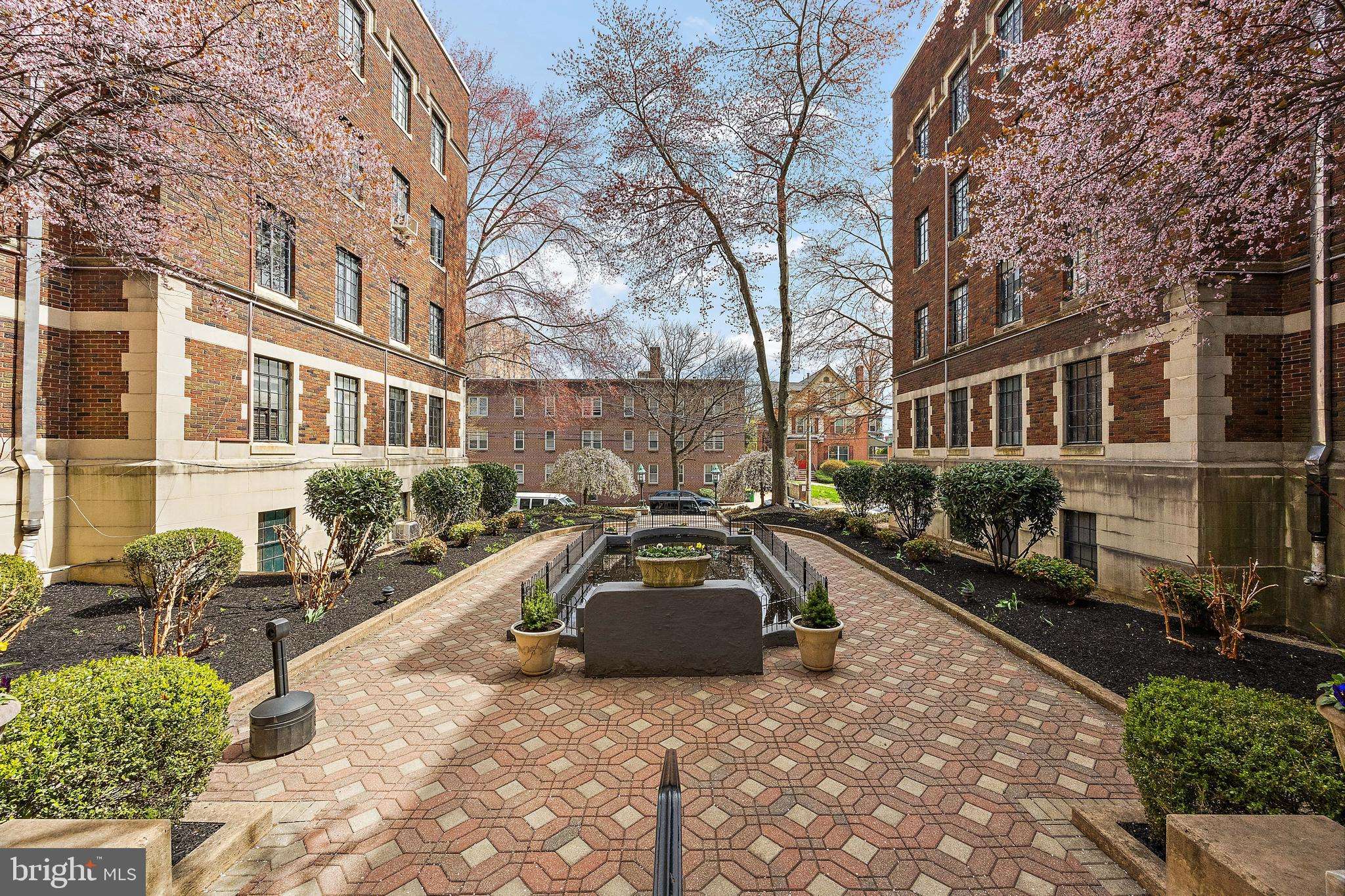 Wilmington, DE 19806,1305-UNIT N BROOM ST #1