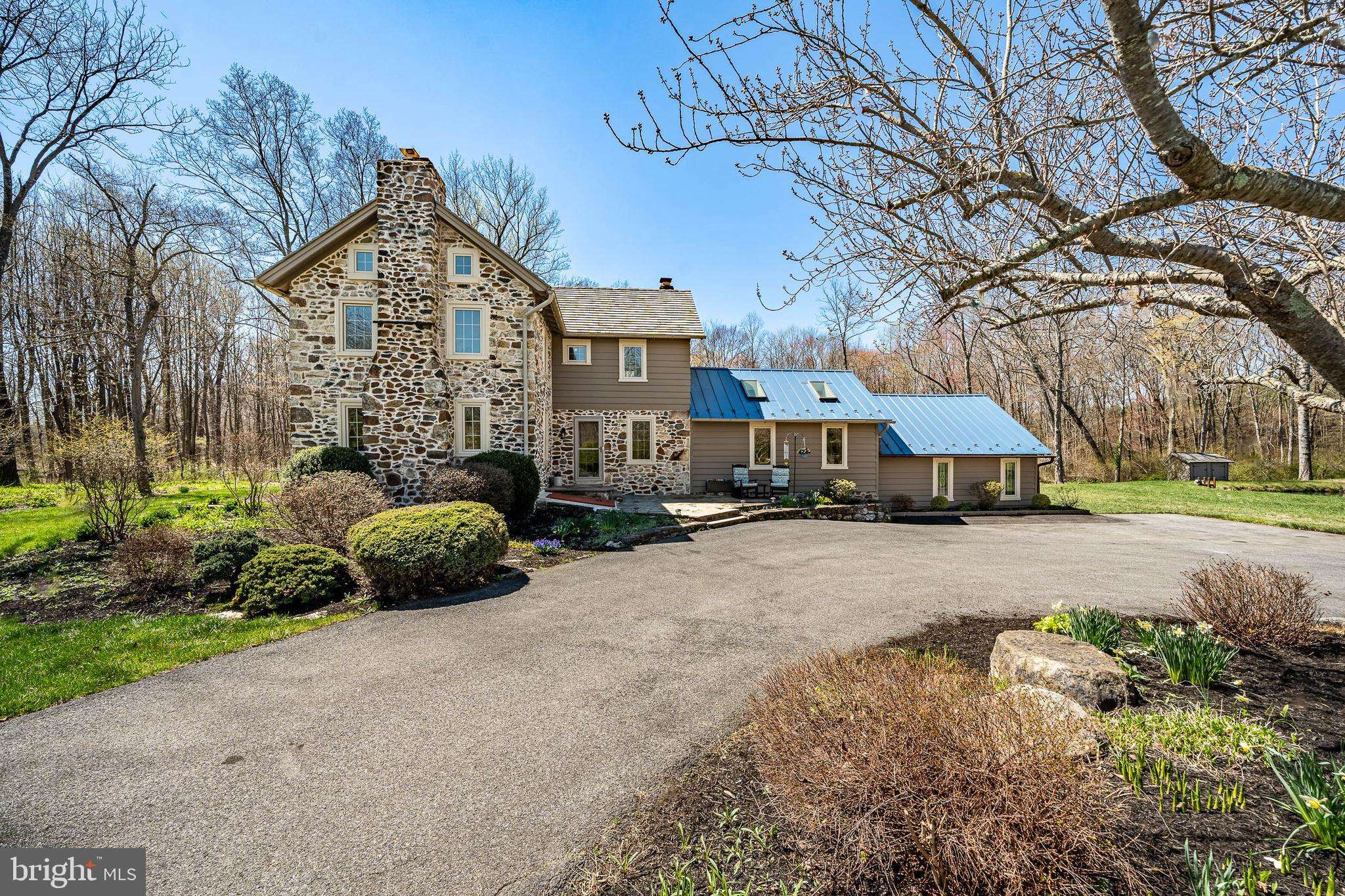 Honey Brook, PA 19344,1261 N MANOR RD