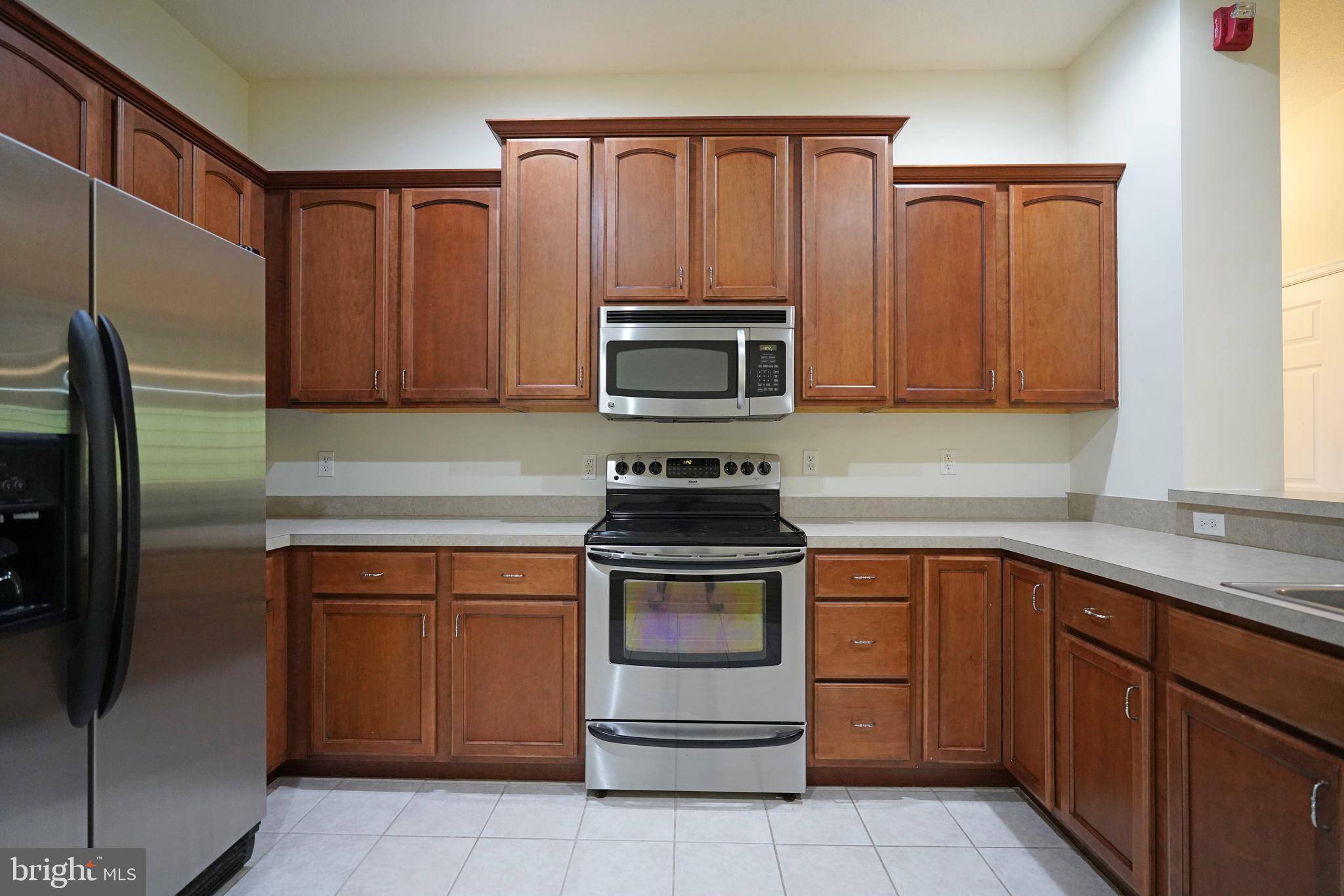 Lewes, DE 19958,17400 N VILLAGE MAIN BLVD #14