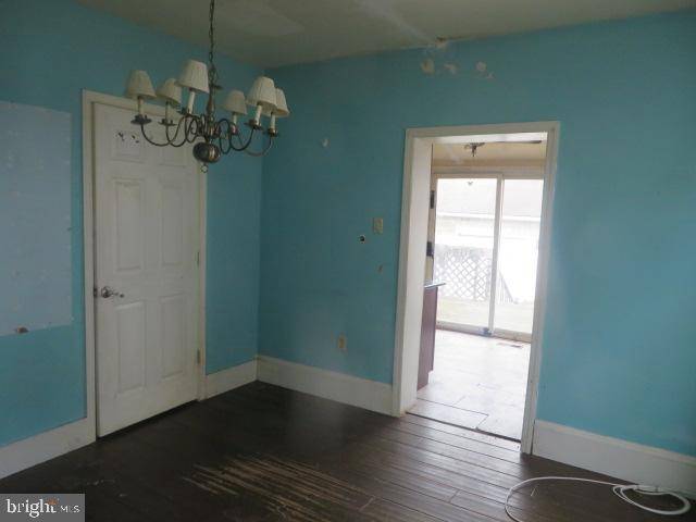 Glenolden, PA 19036,17 ISABEL AVE