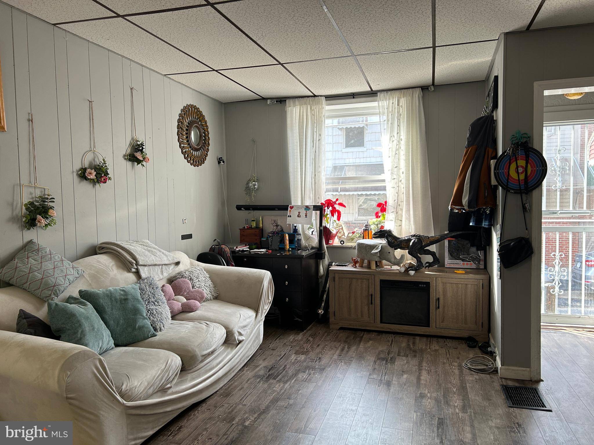 Philadelphia, PA 19148,2523 S DARIEN ST