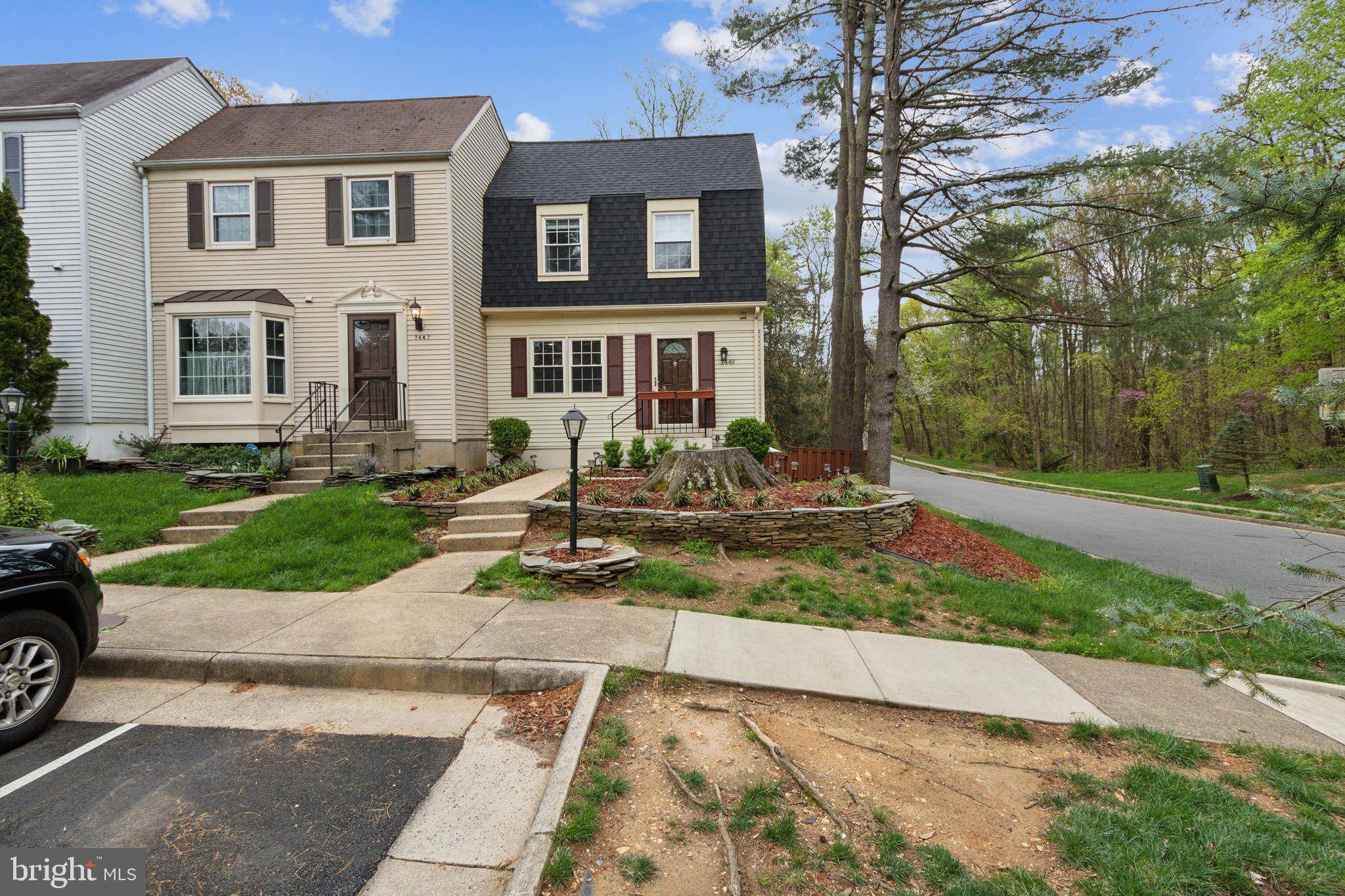 Alexandria, VA 22315,7449 FOXLEIGH WAY