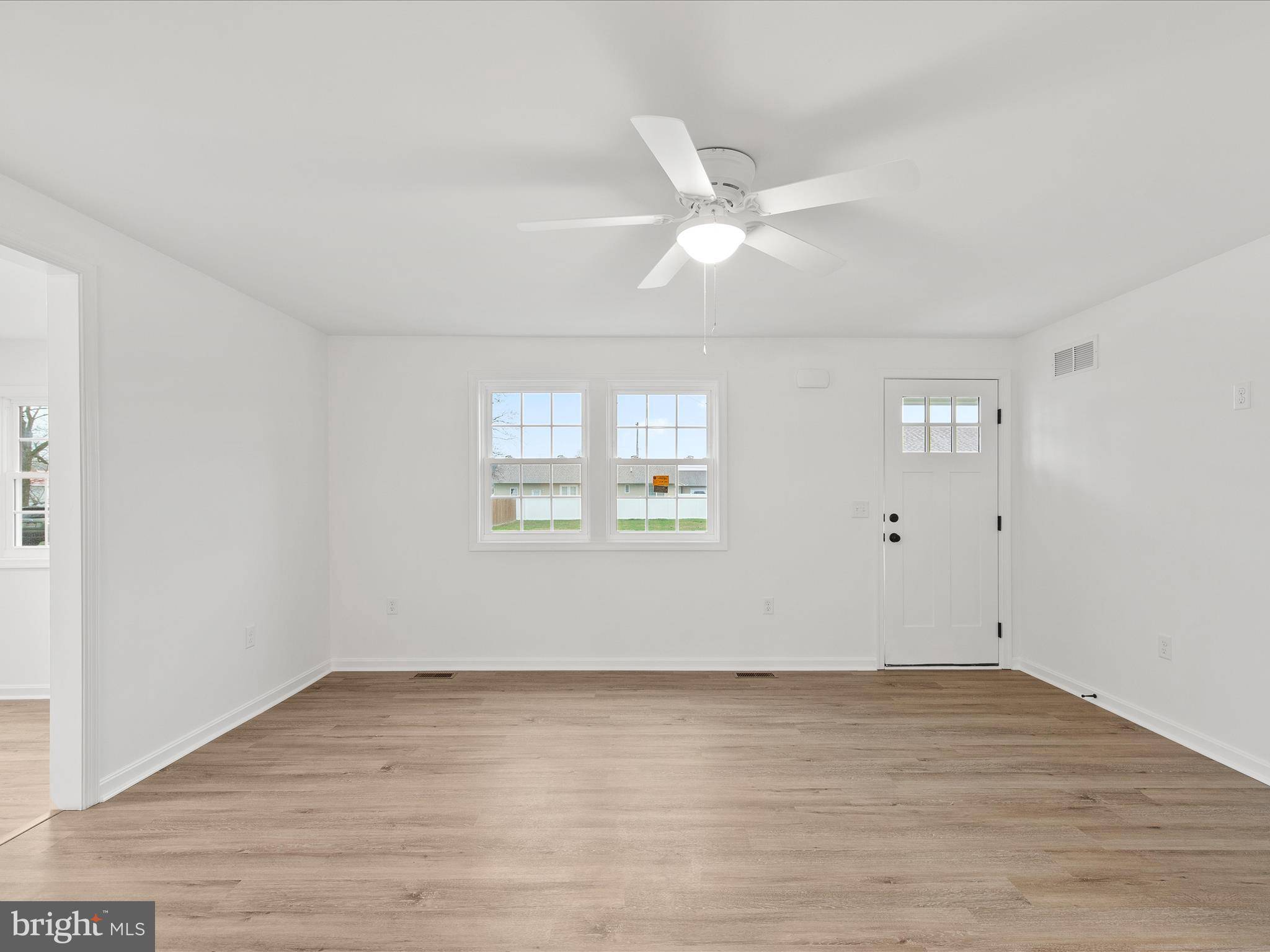 Greenwood, DE 19950,207 HAMILTON ST