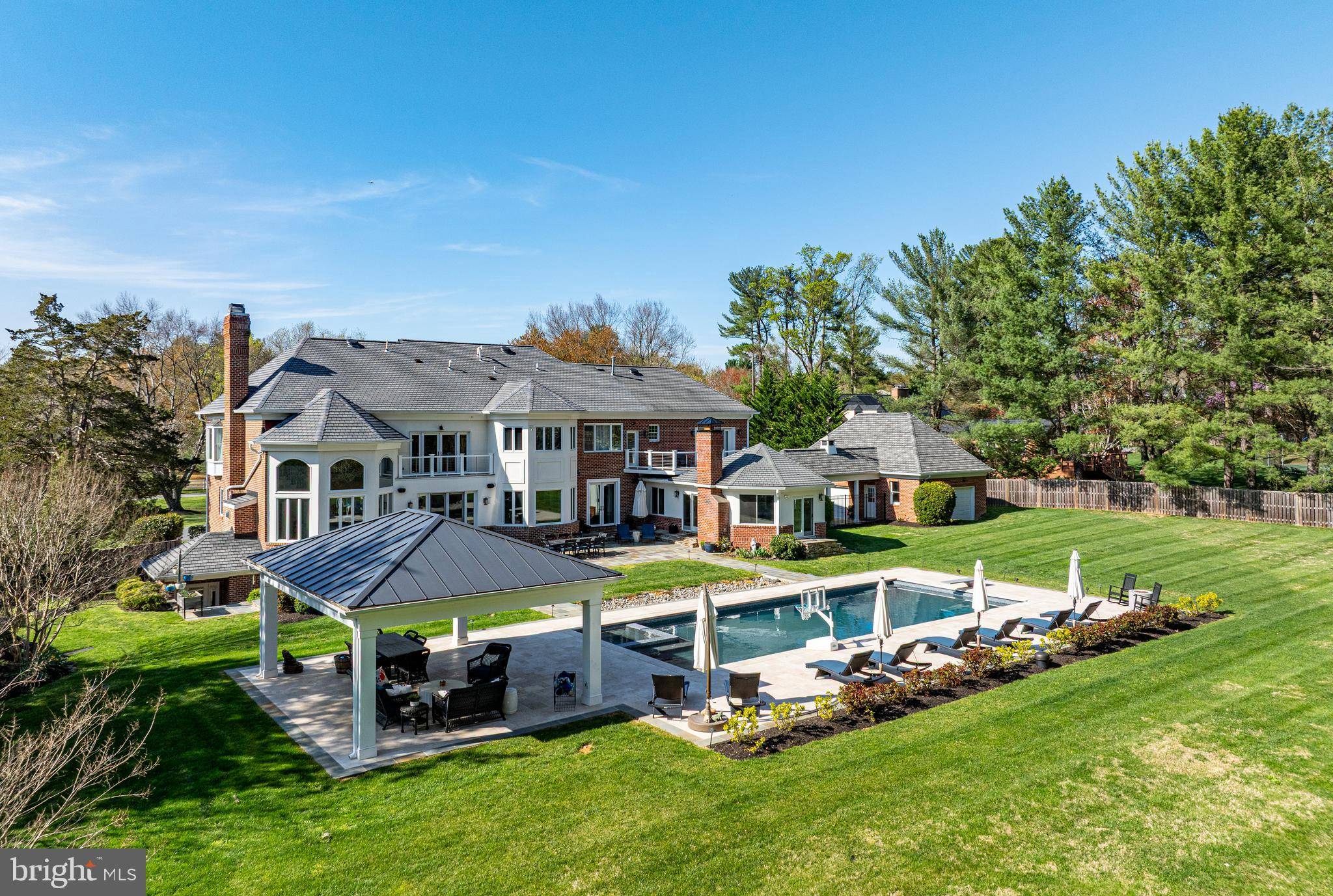 Bethesda, MD 20817,8920 SAUNDERS LN
