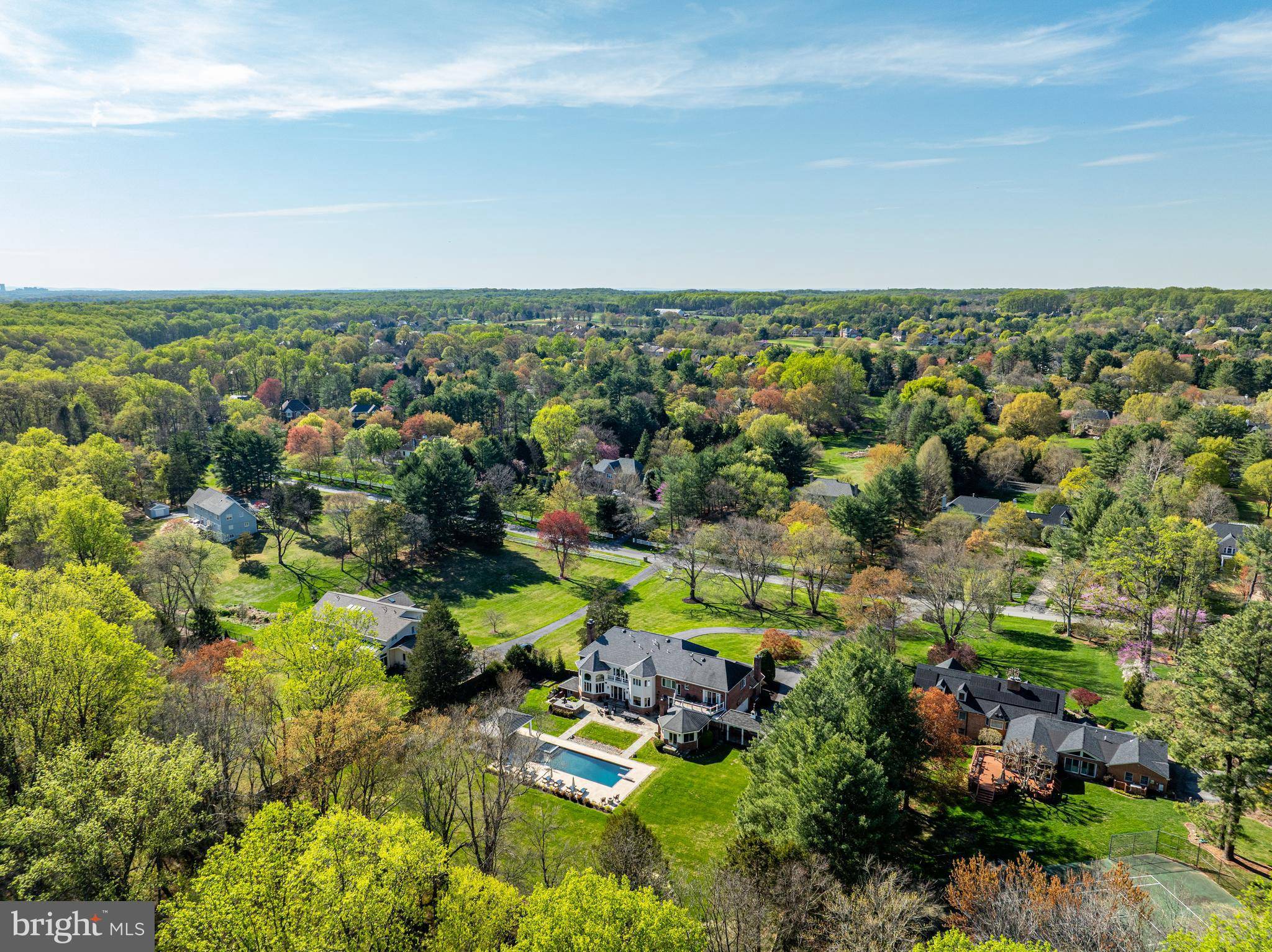 Bethesda, MD 20817,8920 SAUNDERS LN