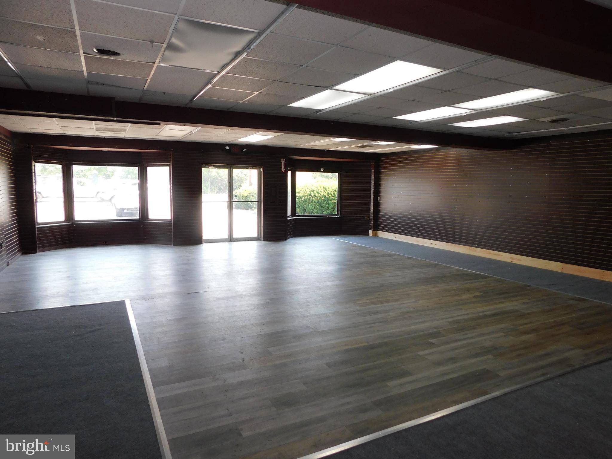 Annandale, VA 22003,7221 LITTLE RIVER TPKE #1