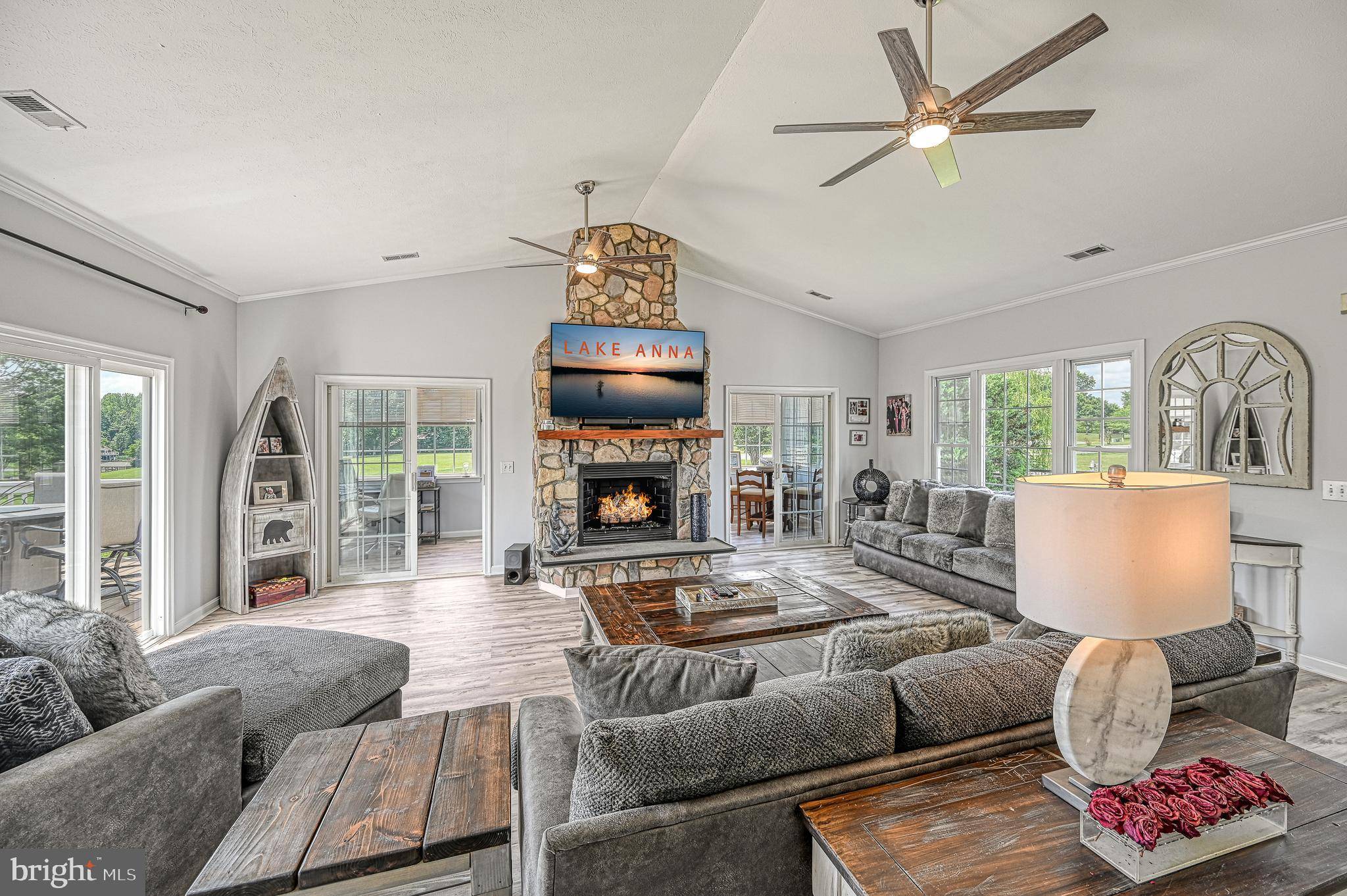Mineral, VA 23117,6905 LAKES EDGE WAY
