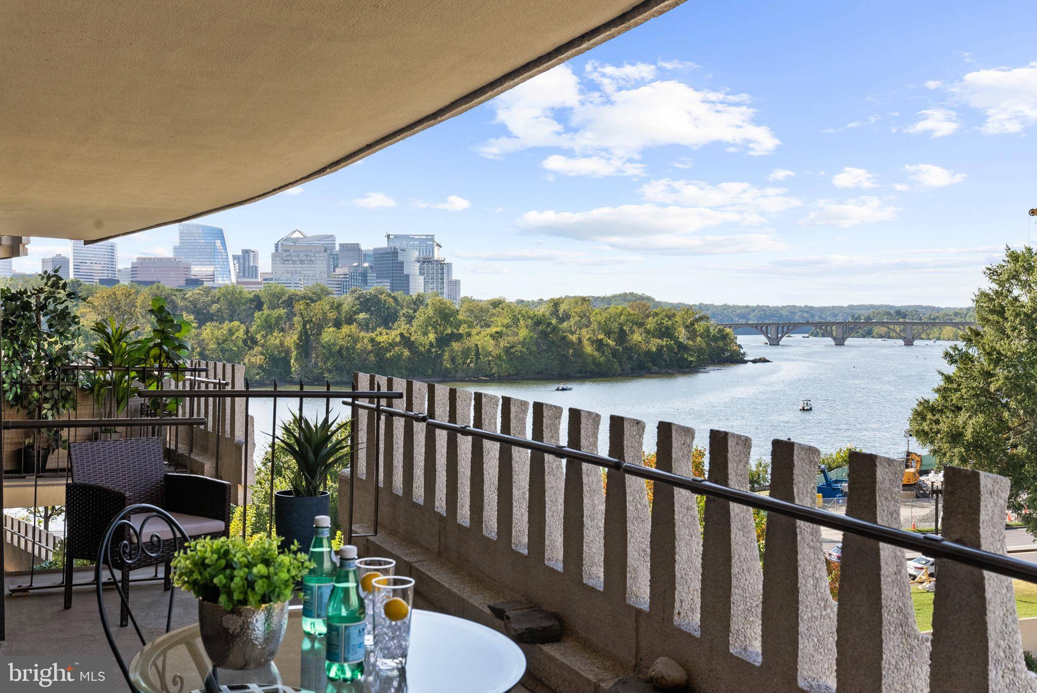 Washington, DC 20037,700 NEW HAMPSHIRE AVE NW #508