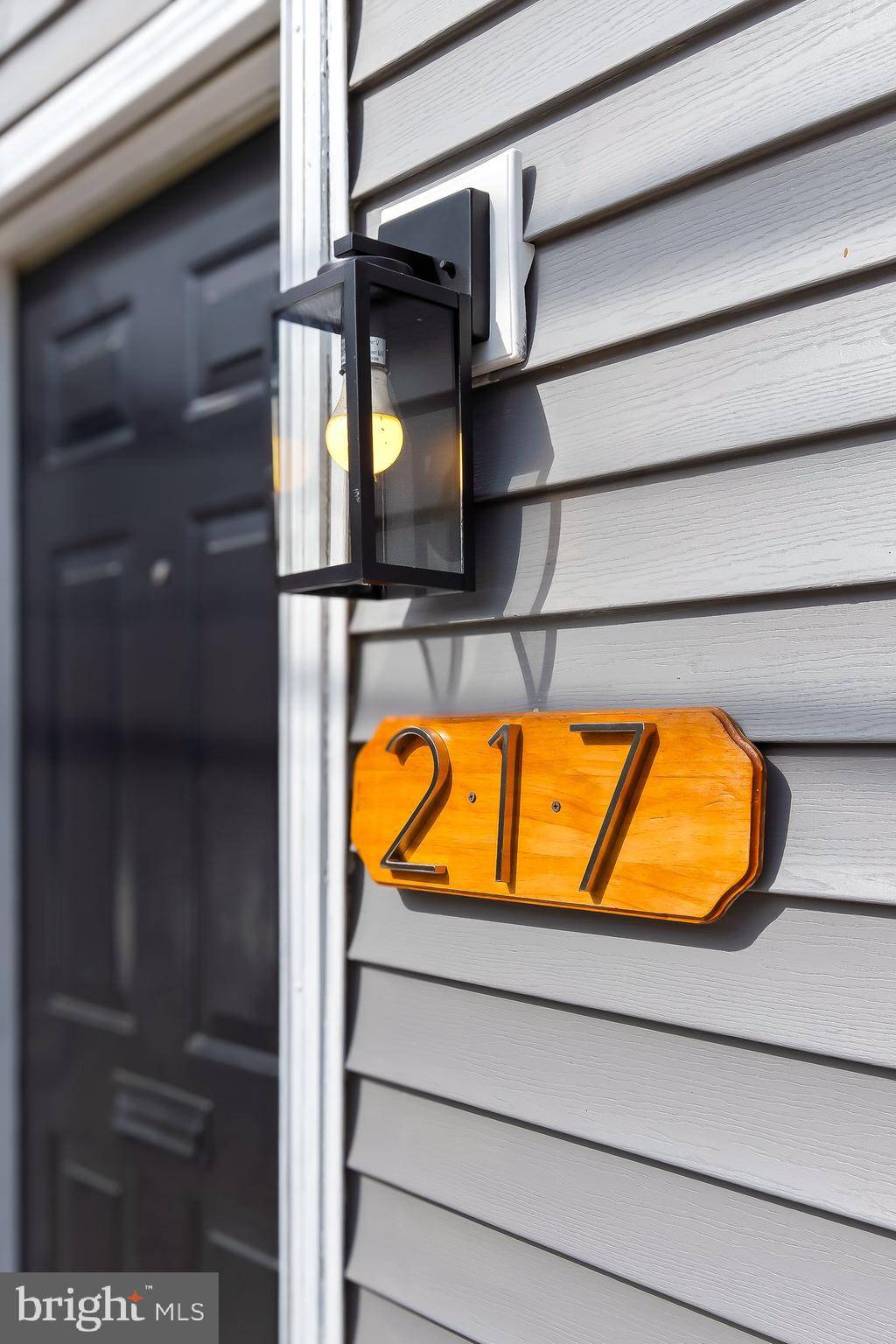 Columbia, PA 17512,217 S 3RD ST