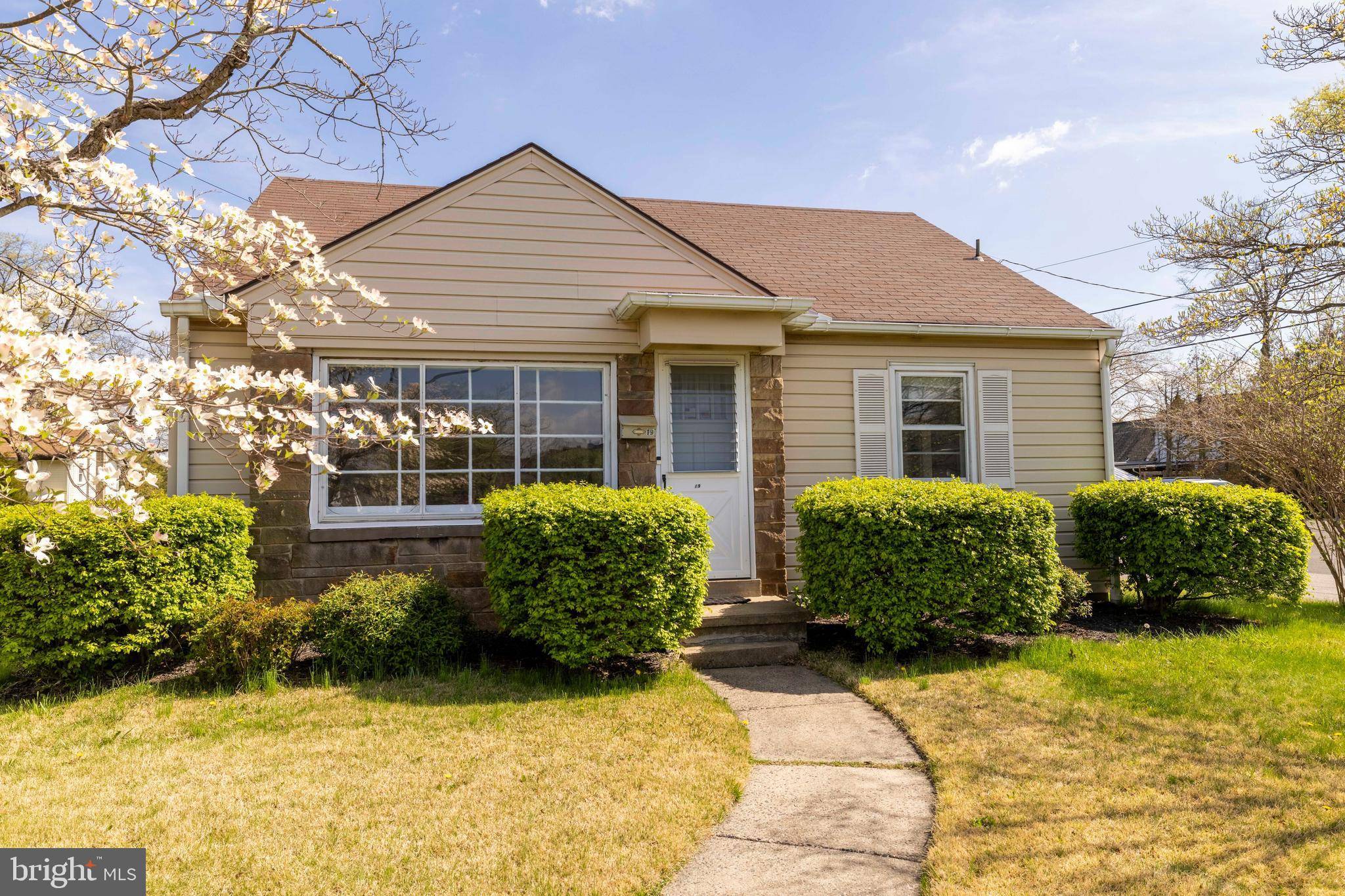 Lansdale, PA 19446,19 W 9TH ST