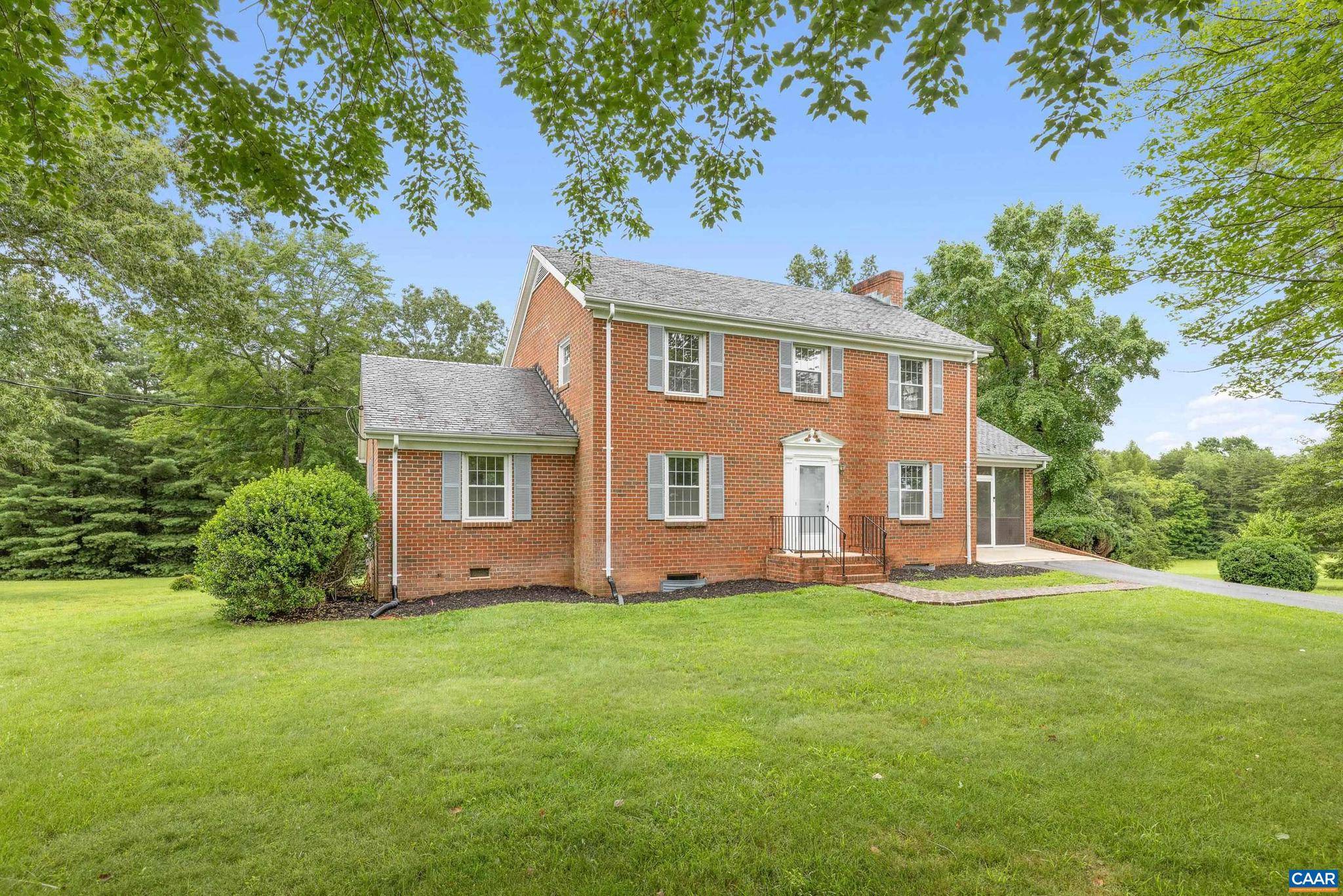 Scottsville, VA 24562,7928 HOWARDSVILLE RD