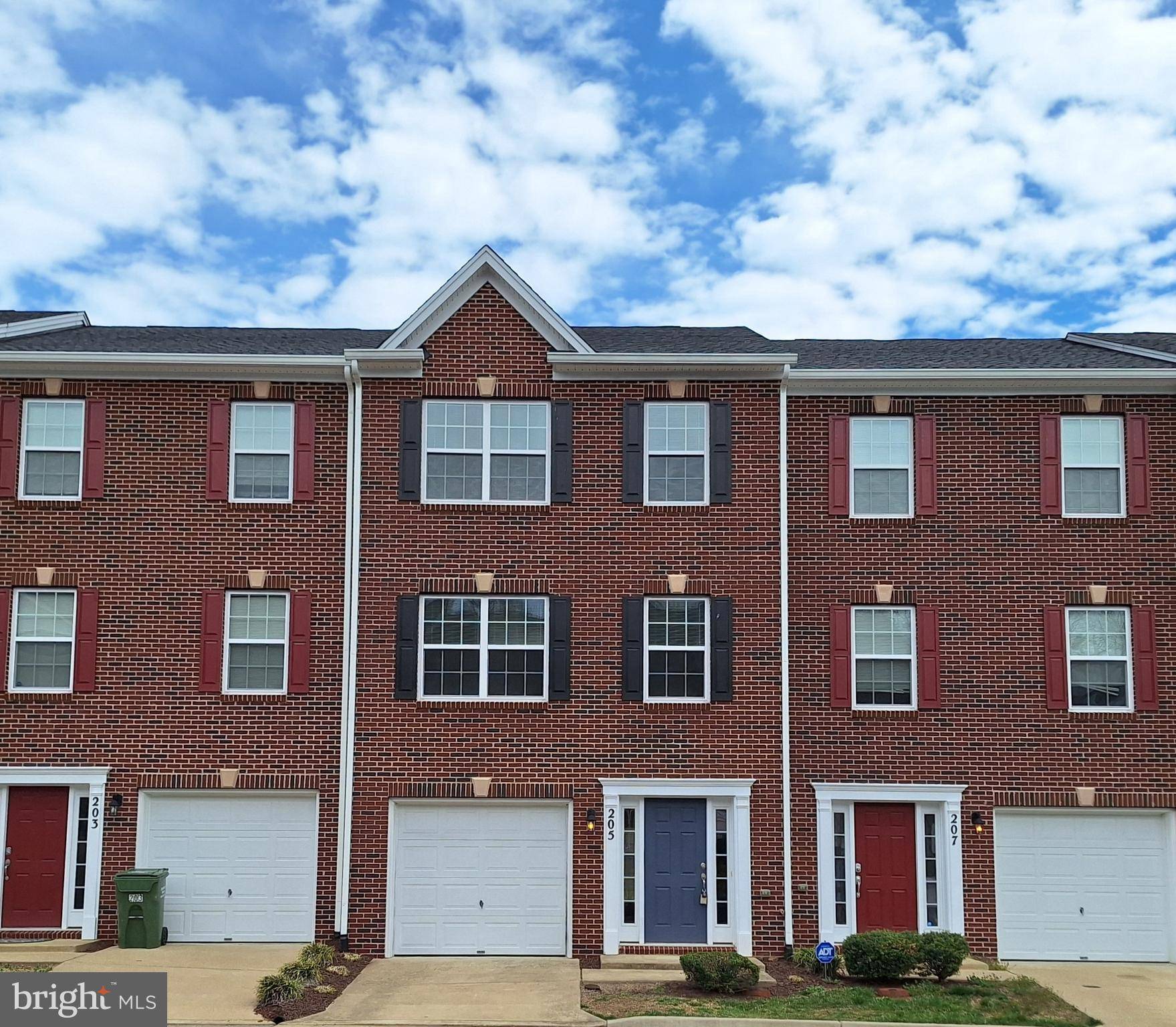 Fredericksburg, VA 22405,205 DUNDEE PL
