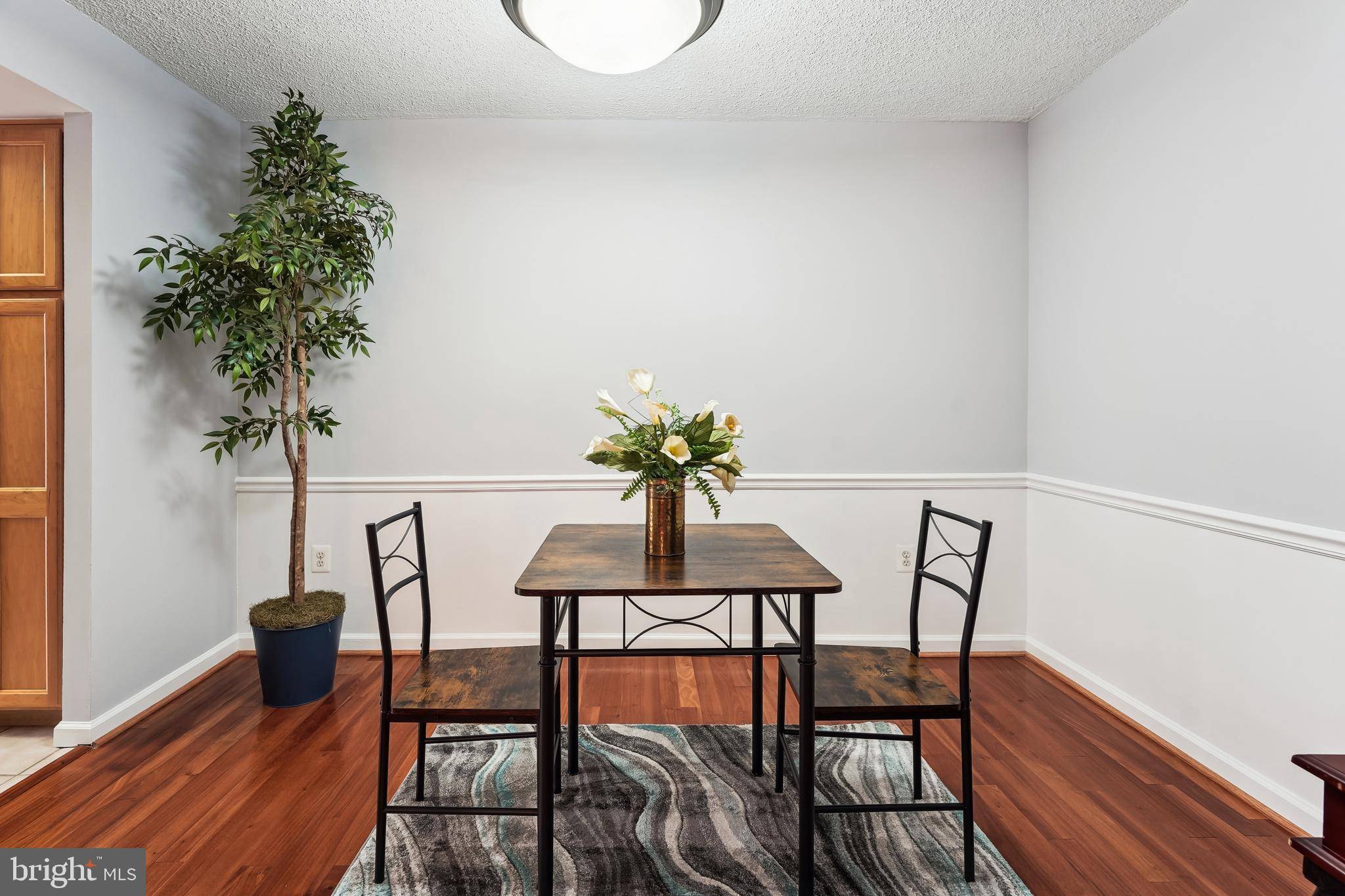Arlington, VA 22204,4500 S FOUR MILE RUN DR #129