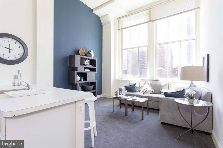 Philadelphia, PA 19103,2121-41 MARKET ST #608
