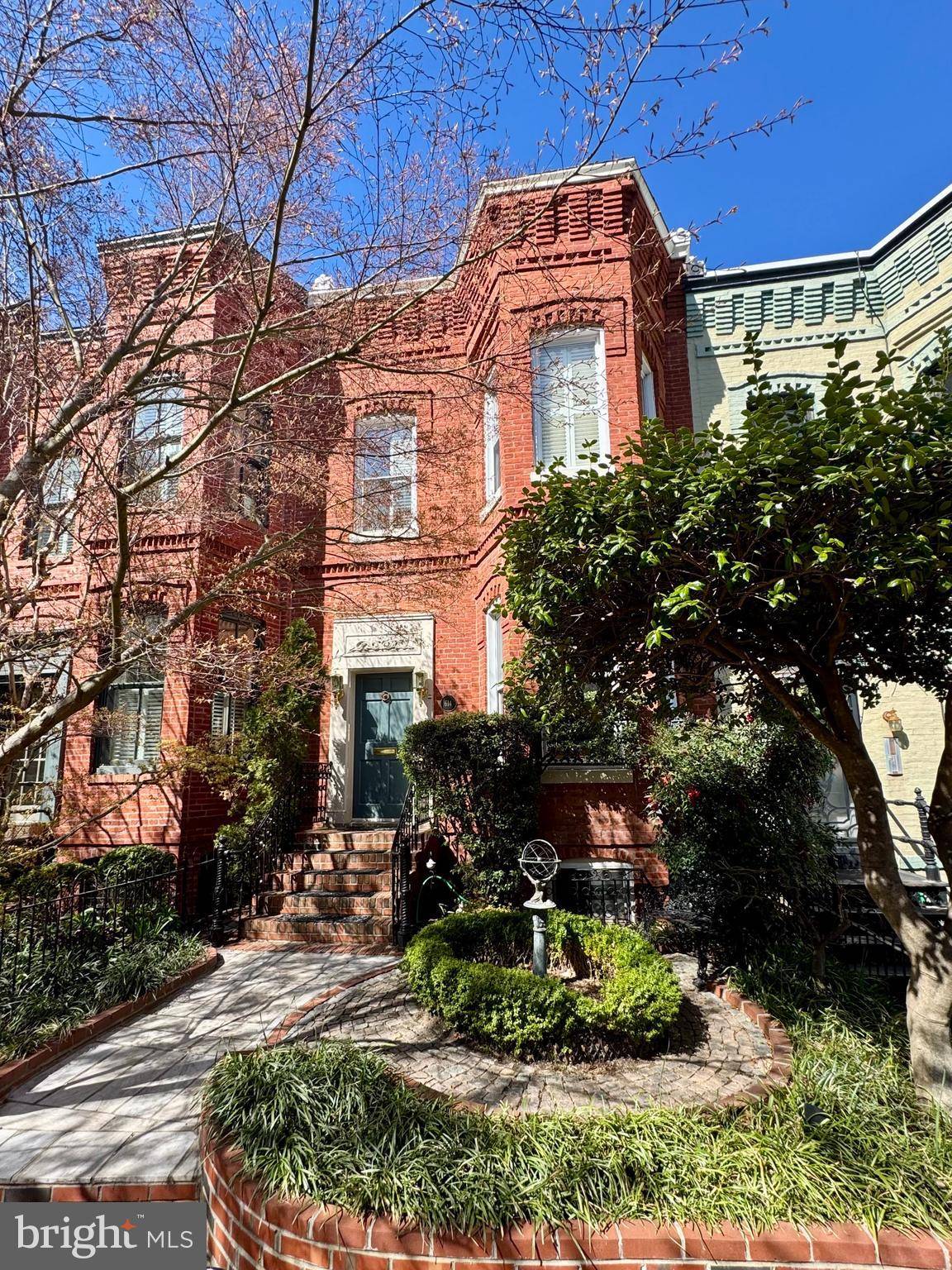 Washington, DC 20002,614 A ST NE